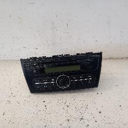 View Auto part Radio/Cd/Dvd/Sat/Tv Mitsubishi Mirage 2013