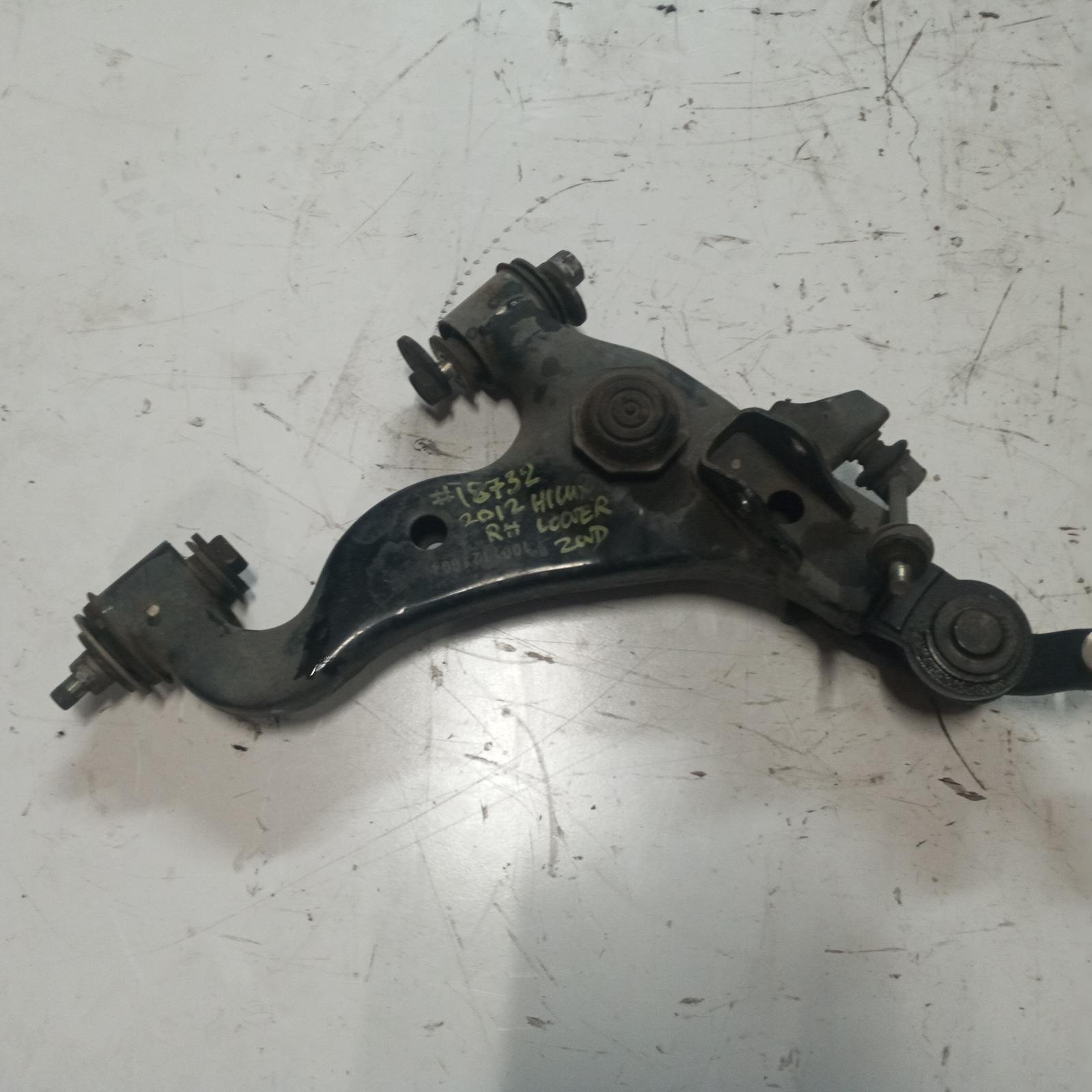 View Auto part Right Front Lower Control Arm Toyota Hilux 2012