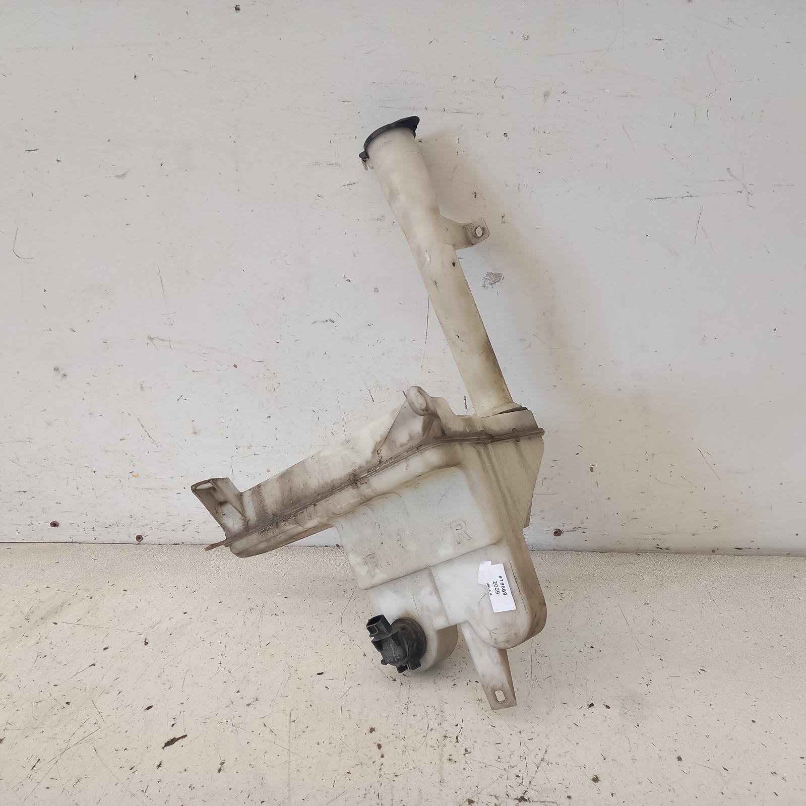 View Auto part Washer Bottle Toyota Hilux 2009