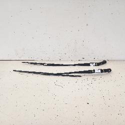 View Auto part Wiper Arm Toyota Hilux 2009