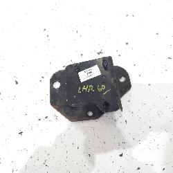 View Auto part R/Bar Bracket/Reinfo Nissan Murano 2005