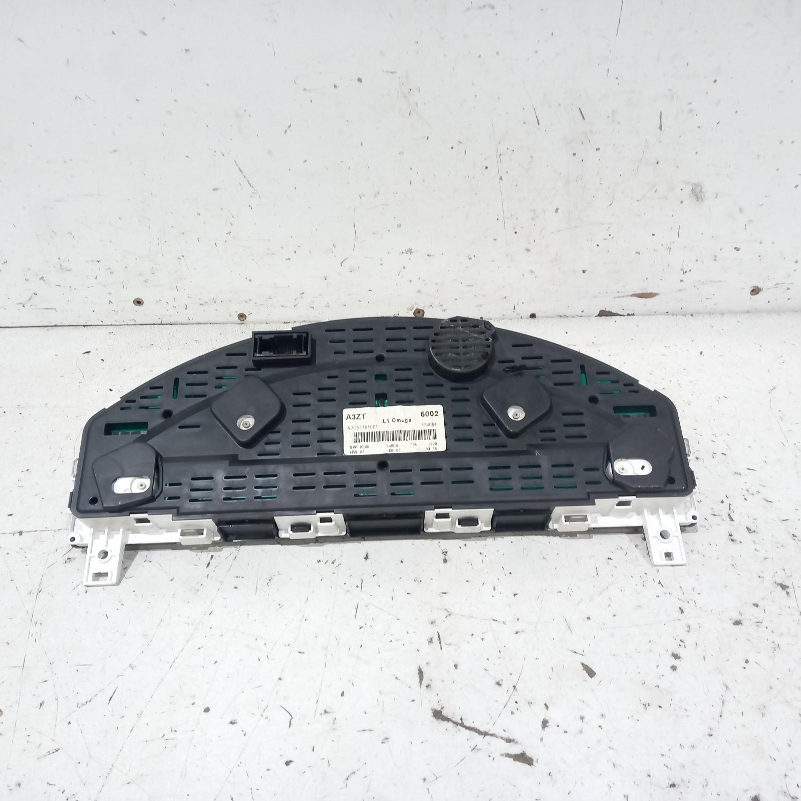 View Auto part Instrument Cluster Holden Commodore 2010