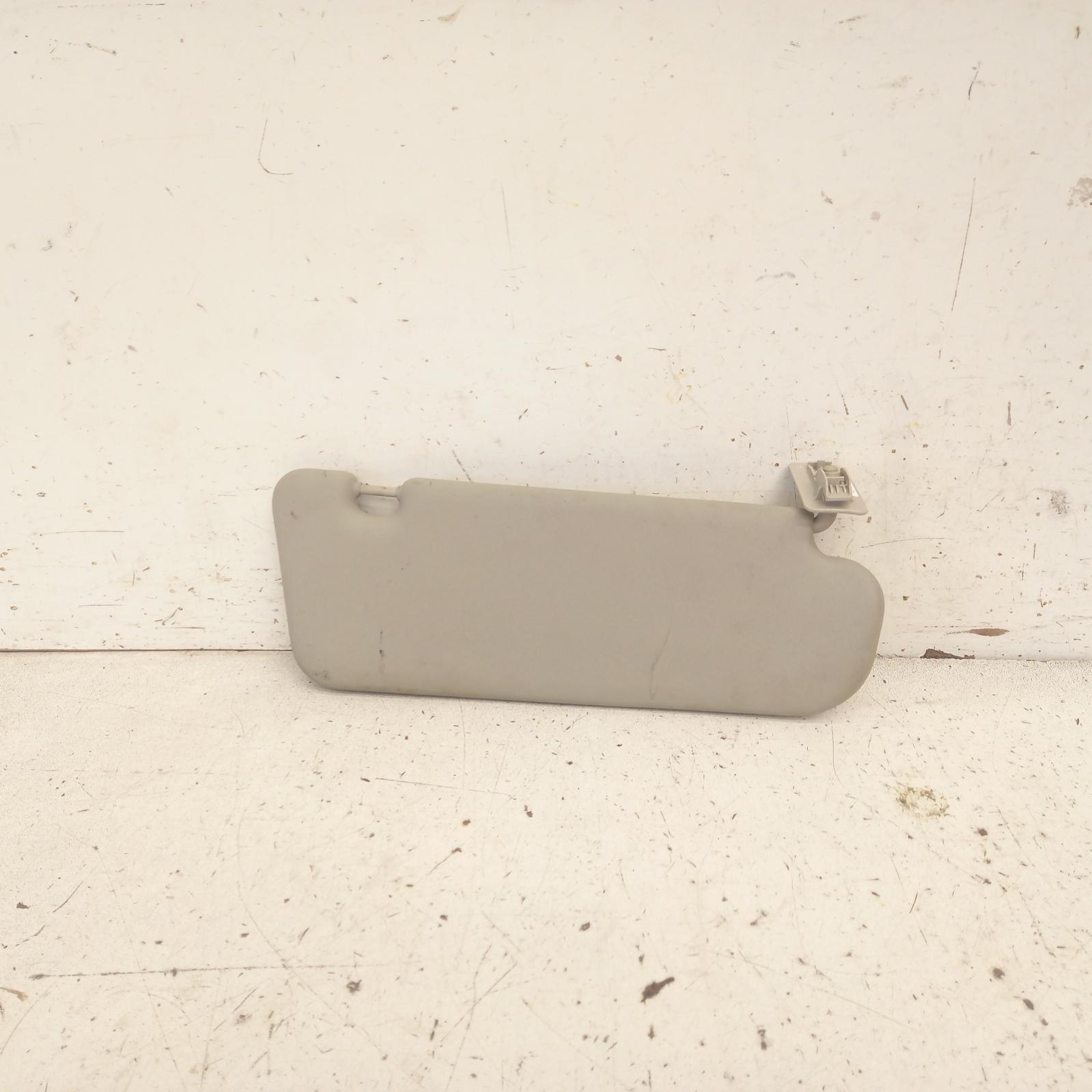 2010 Holden Commodore Sunvisor View Auto part Sunvisor Holden Commodore 2010