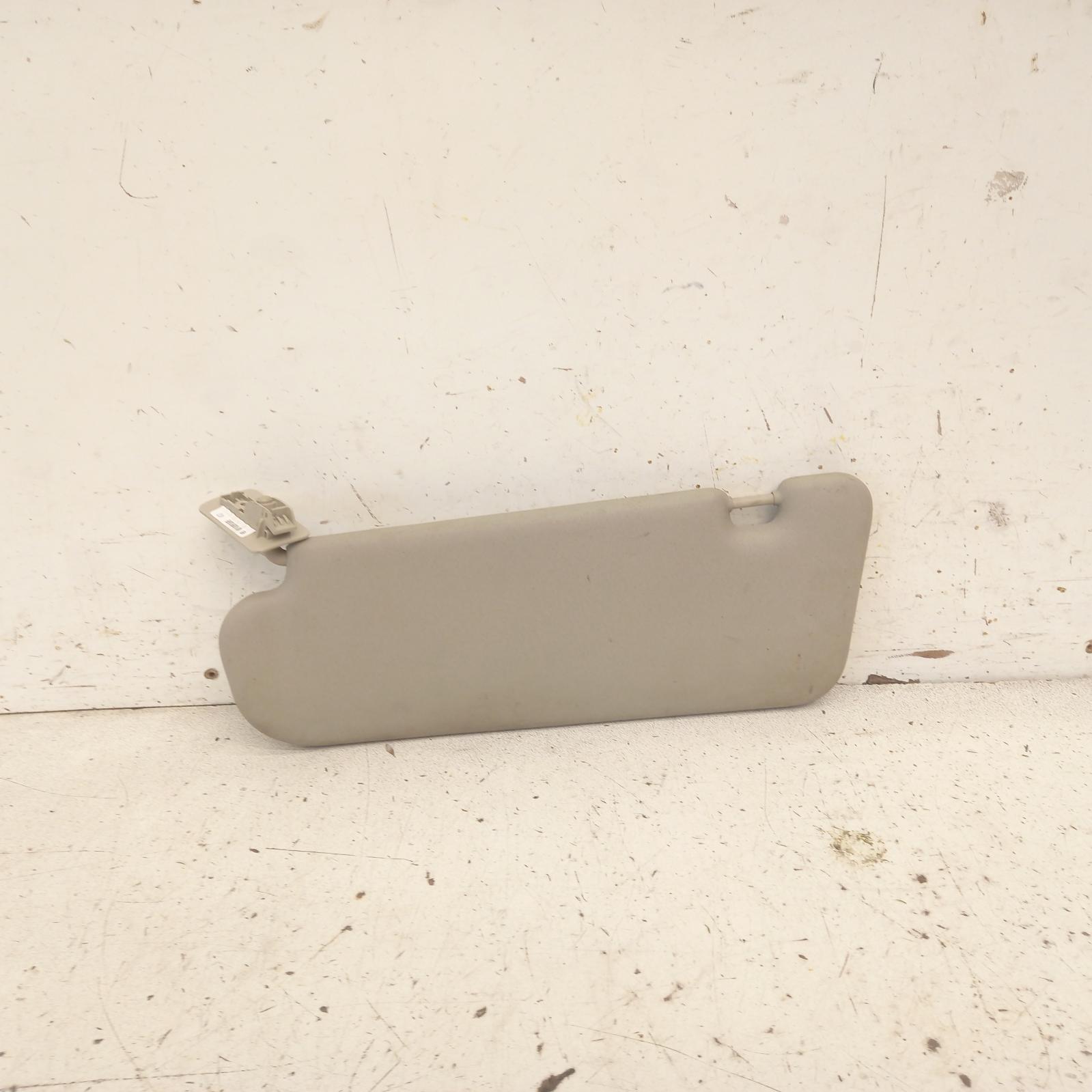 View Auto part Sunvisor Holden Commodore 2010