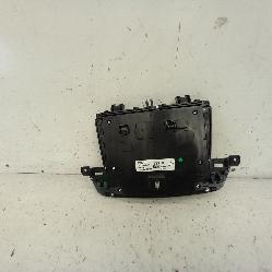 View Auto part Radio/Cd/Dvd/Sat/Tv Holden Commodore 2017
