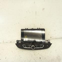 View Auto part Radio/Cd/Dvd/Sat/Tv Holden Commodore 2017