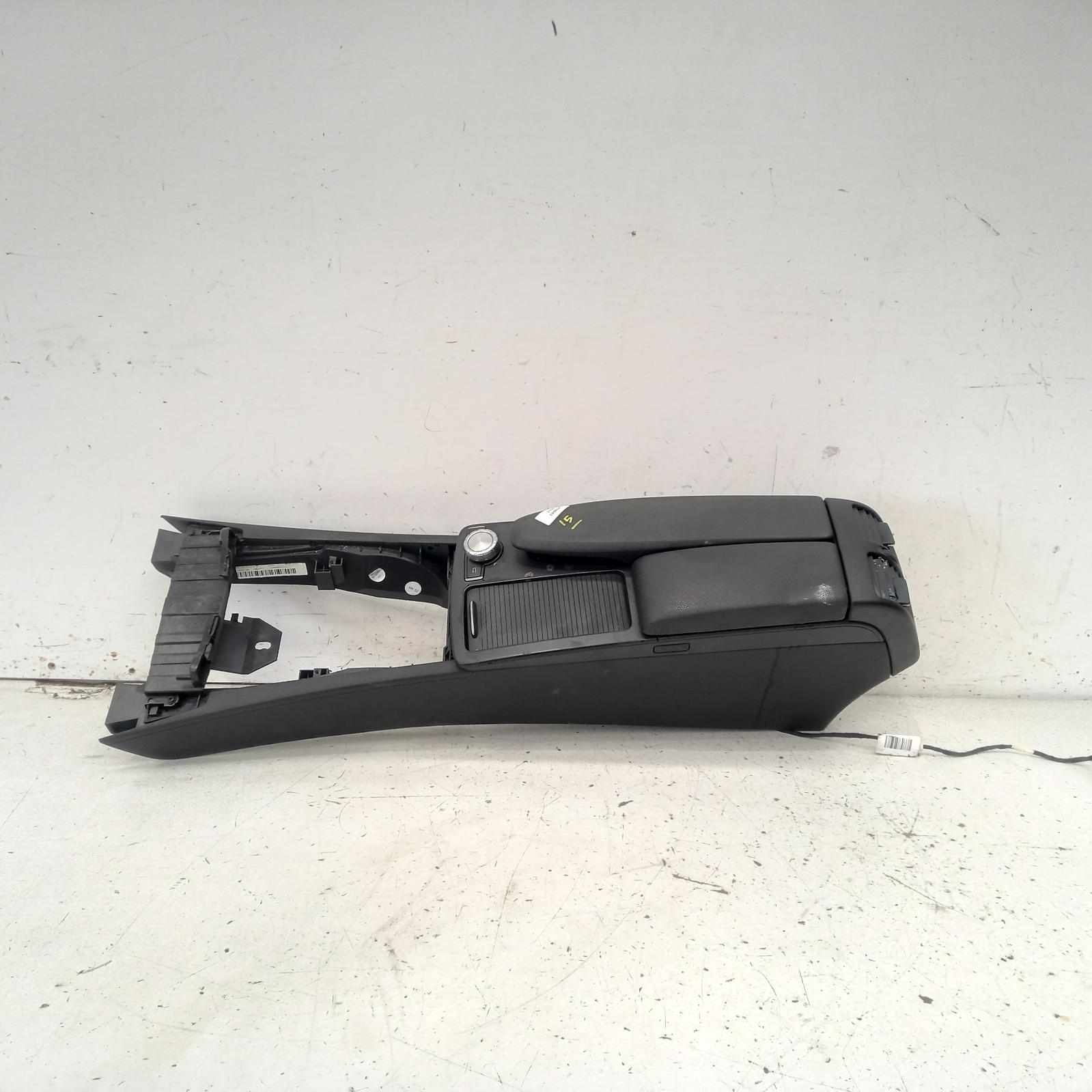 2011 Mercedes C Class Console View Auto part Console Mercedes C Class 2011
