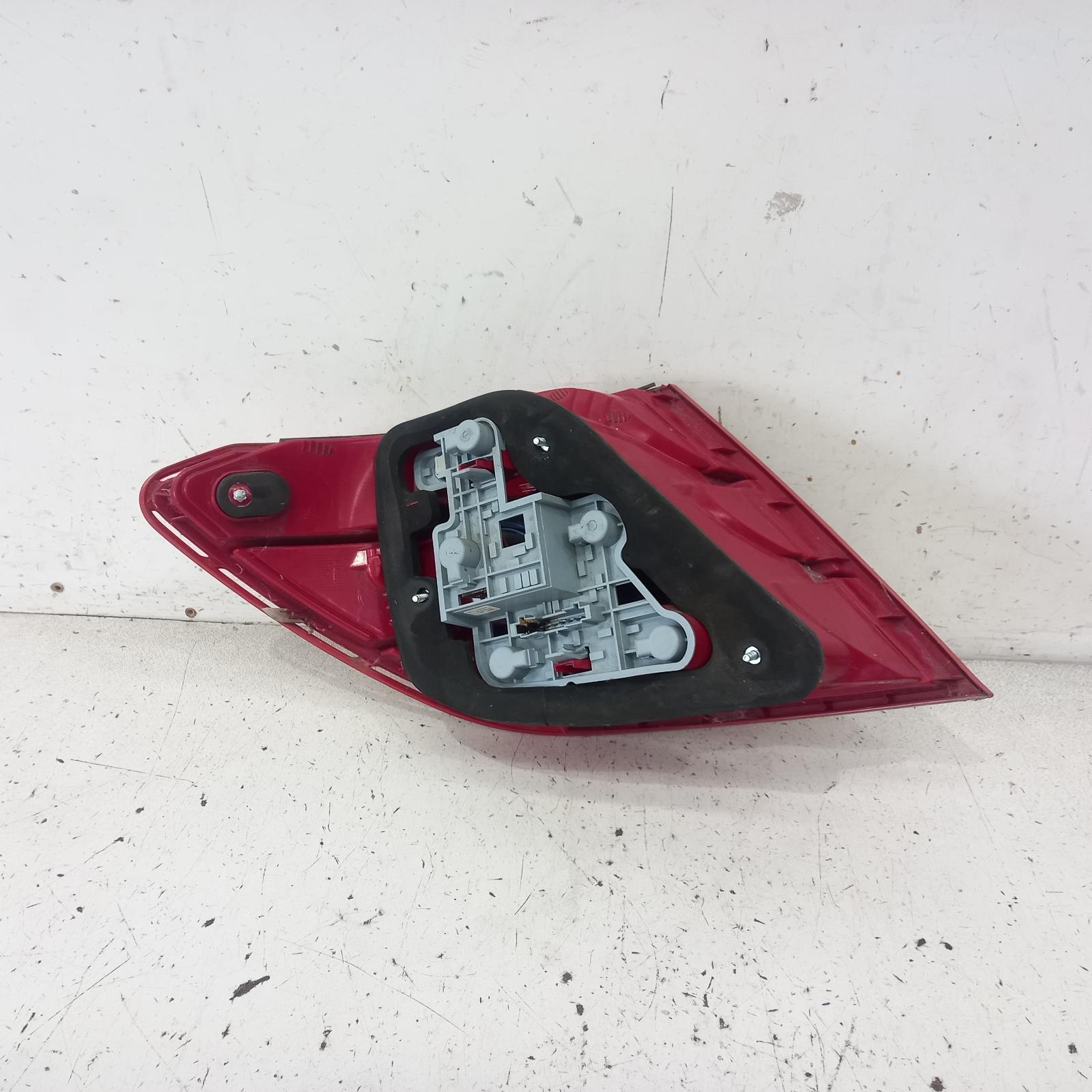 View Auto part Right Taillight Mercedes C Class 2011