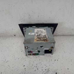 View Auto part Radio/Cd/Dvd/Sat/Tv Mercedes C Class 2011