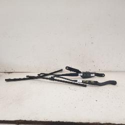 View Auto part Wiper Arm Mercedes C Class 2011