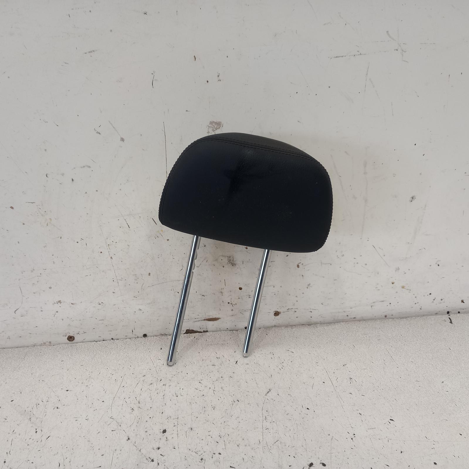 2011 Mercedes C Class Headrest View Auto part Headrest Mercedes C Class 2011