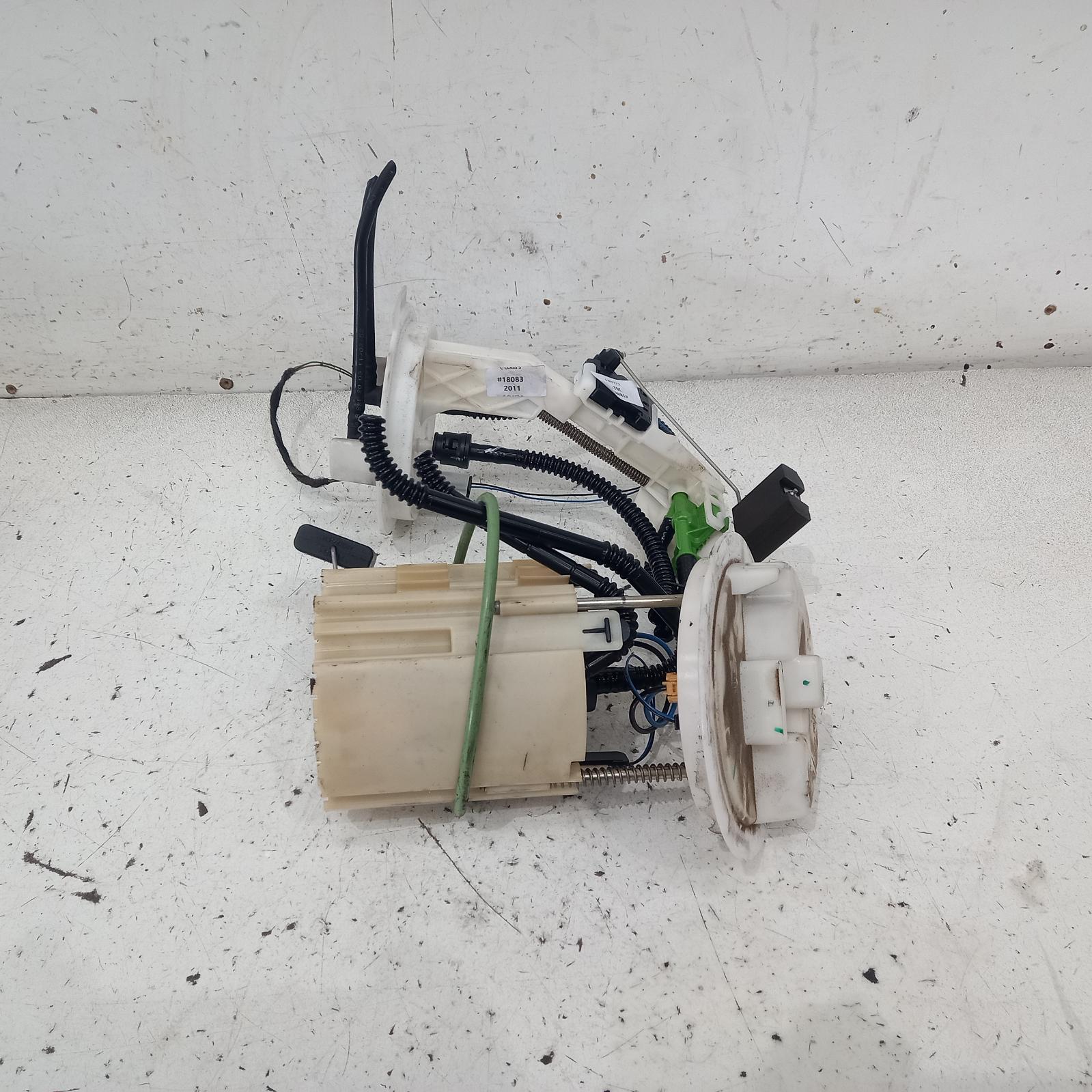 View Auto part Fuel Pump Mercedes C Class 2011