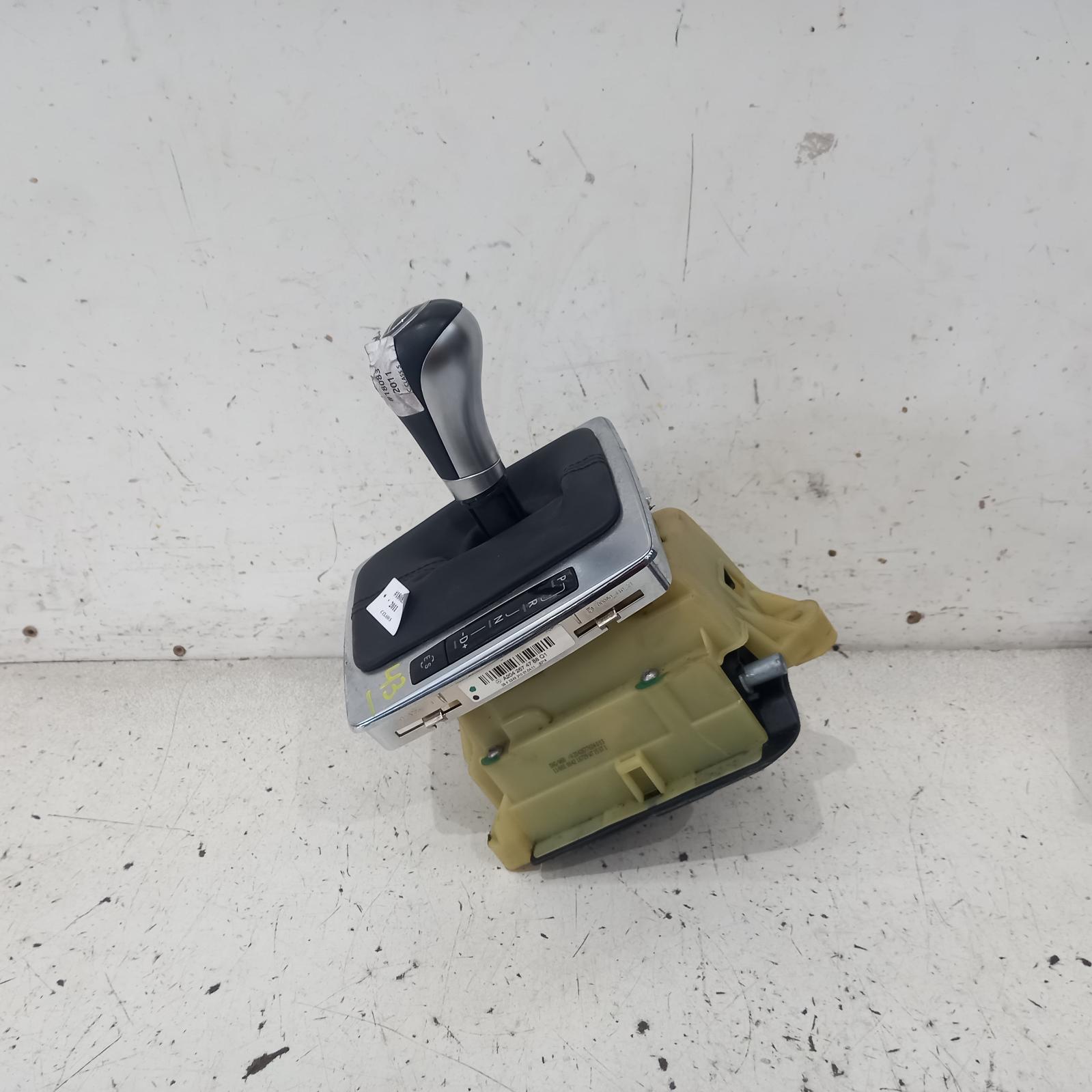 View Auto part Gear Stick/Shifter Mercedes C Class 2011