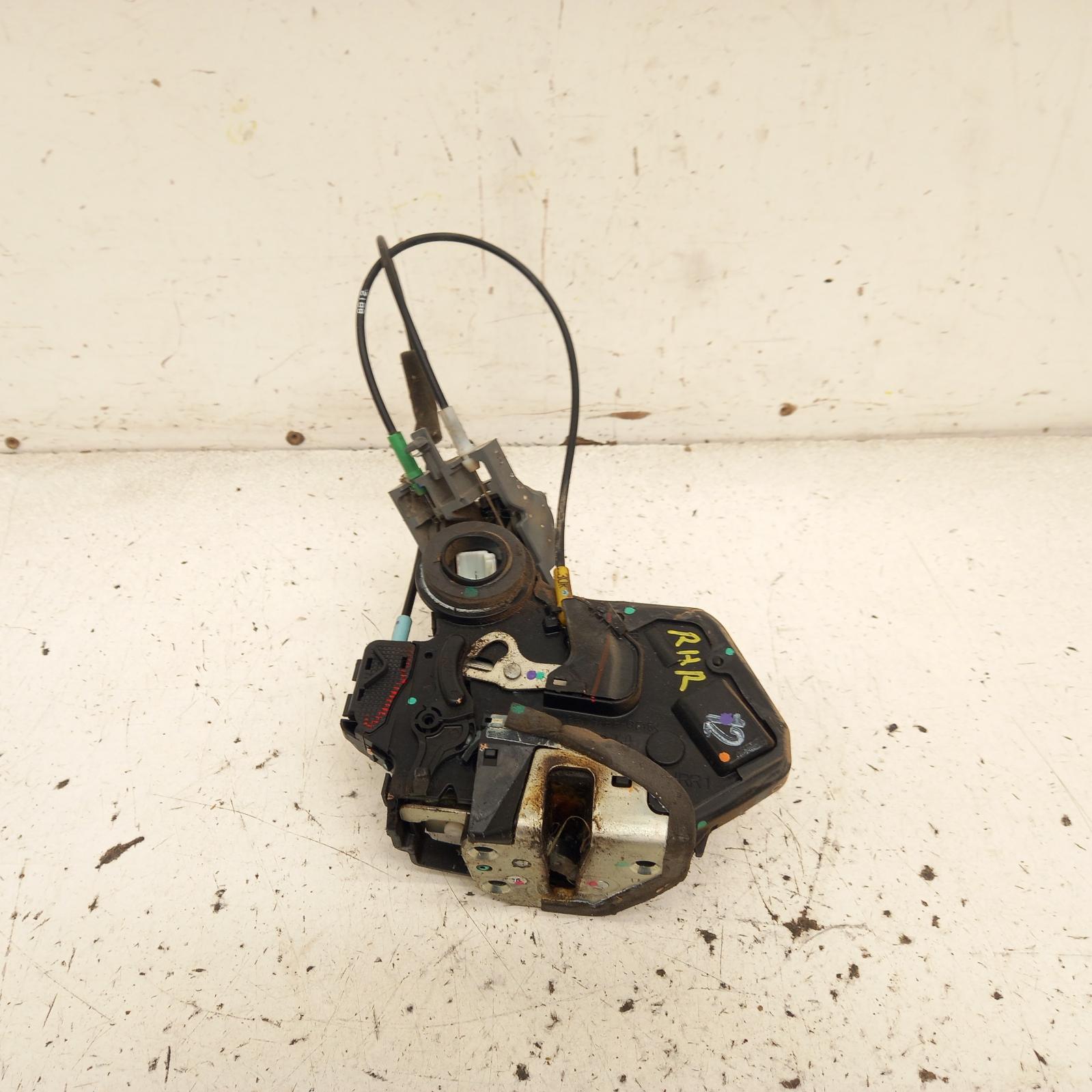 2008 Toyota Hilux Door/Boot/Gate Lock View Auto part Door/Boot/Gate Lock Toyota Hilux 2008
