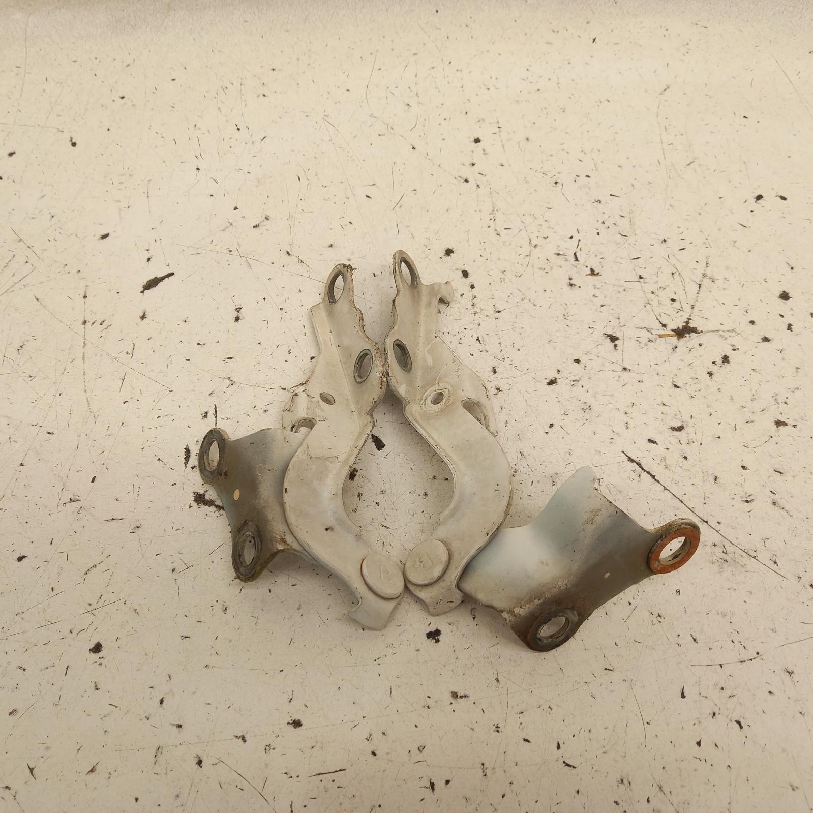 View Auto part Bonnet Hinge/Strut Toyota Hilux 2008