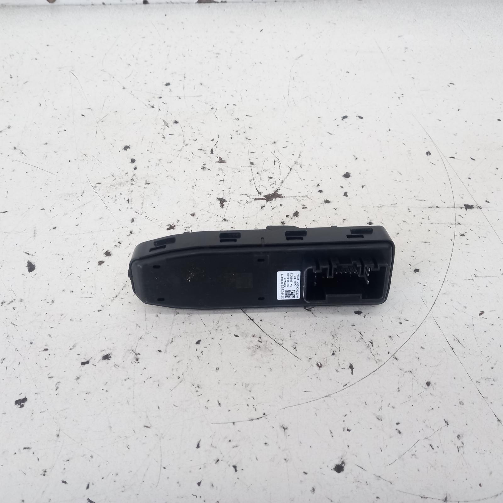 View Auto part Pwr Dr Wind Switch Holden Commodore 2017