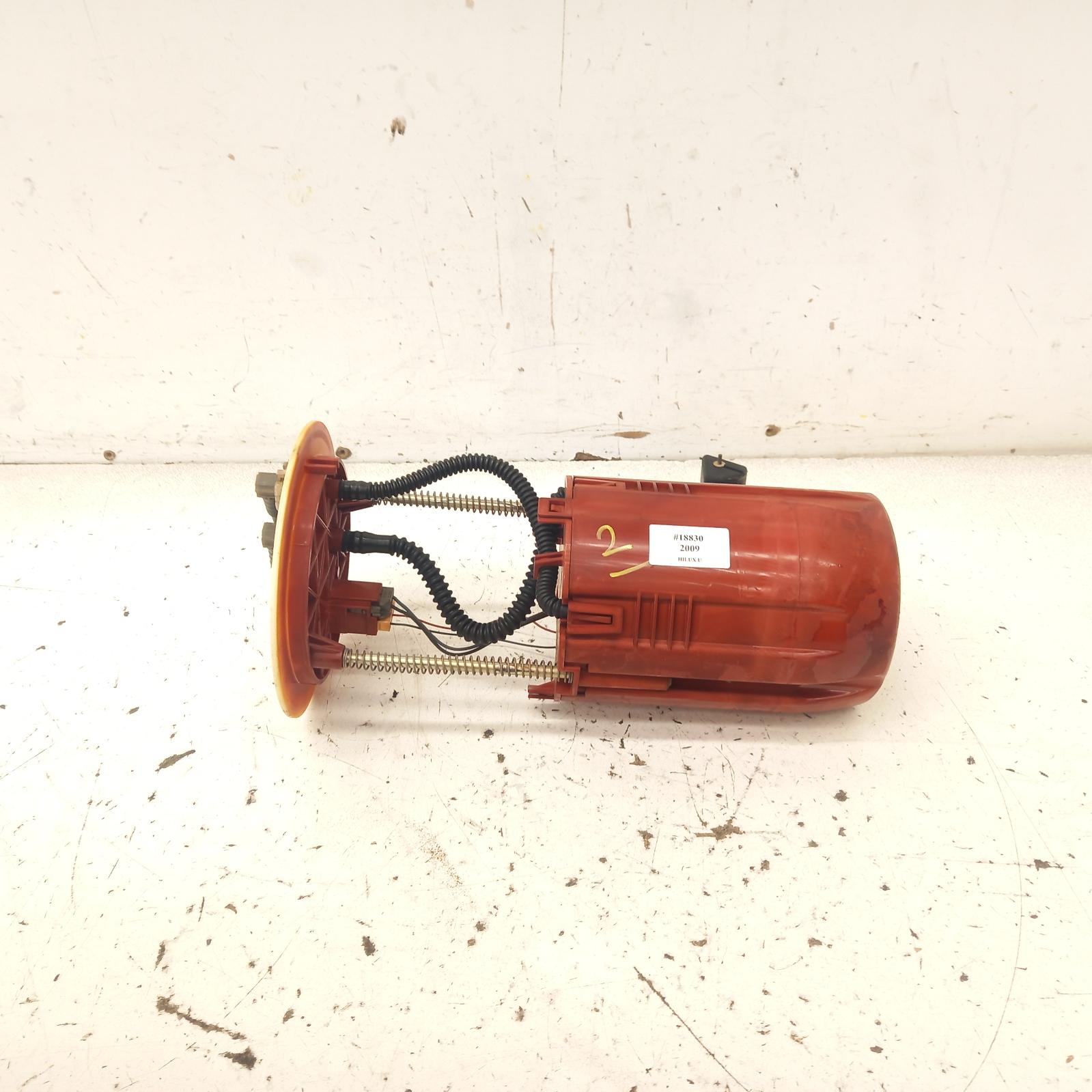 View Auto part Fuel Pump Toyota Hilux 2009