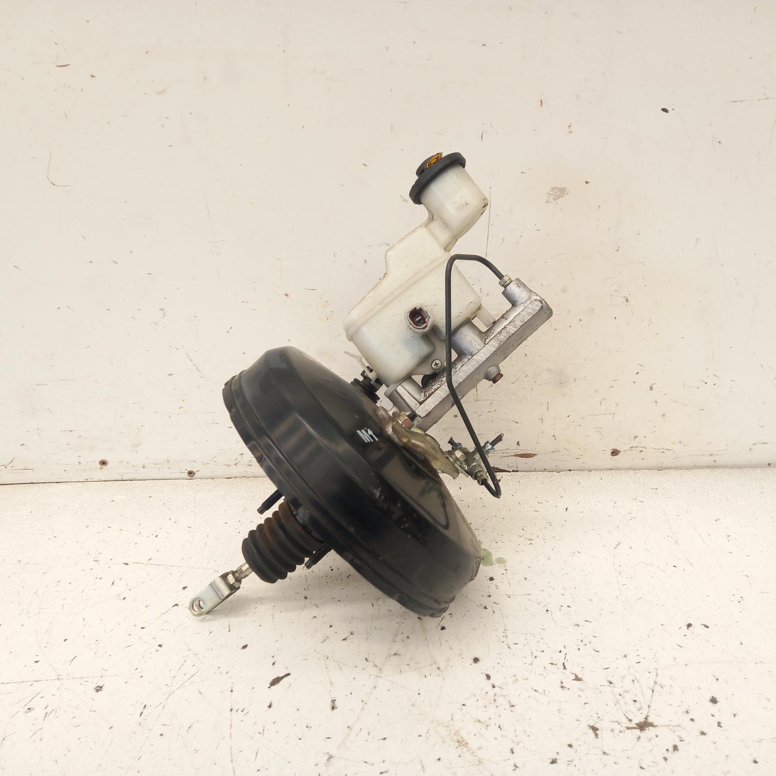 View Auto part Brake Booster Toyota Hilux 2009