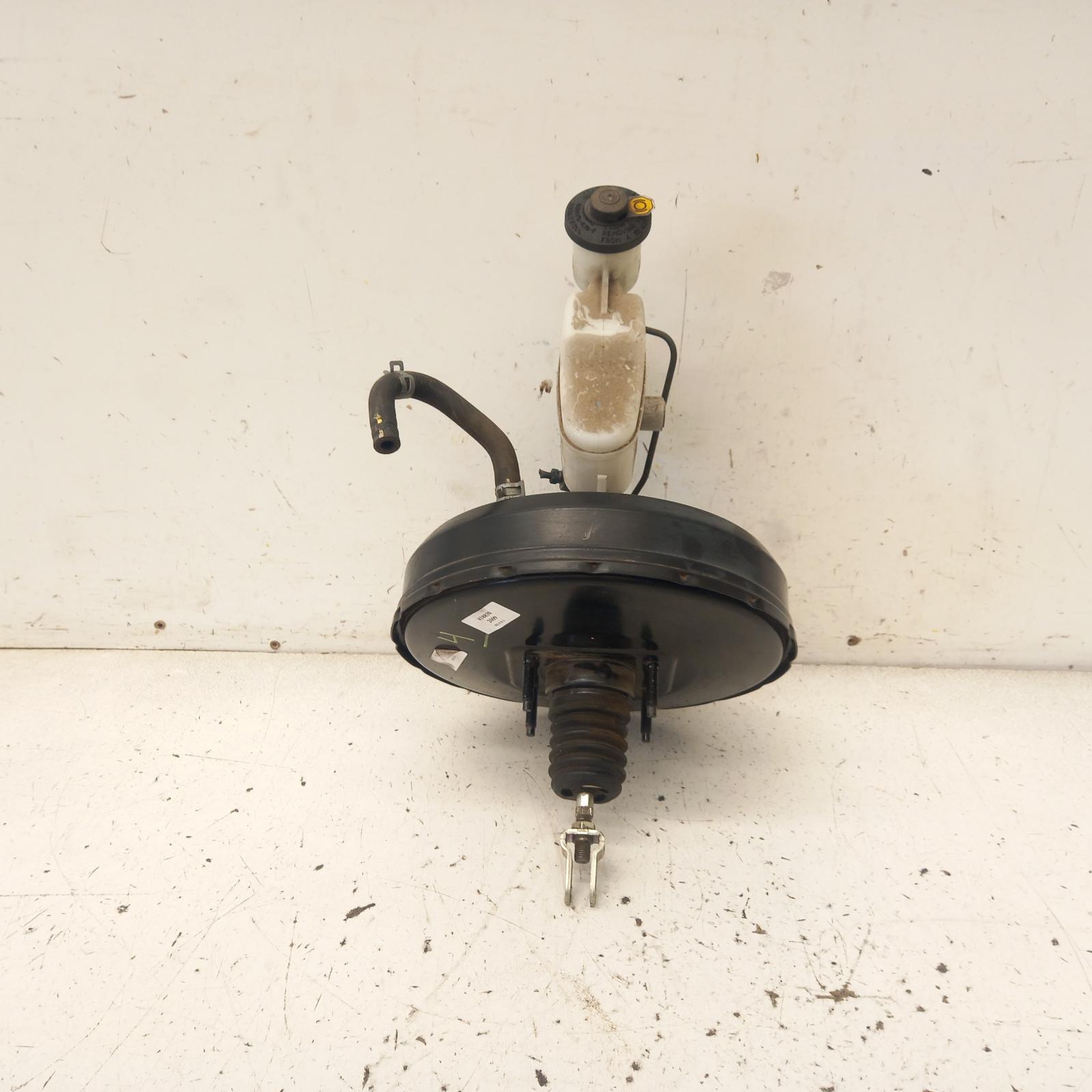 View Auto part Brake Booster Toyota Hilux 2009