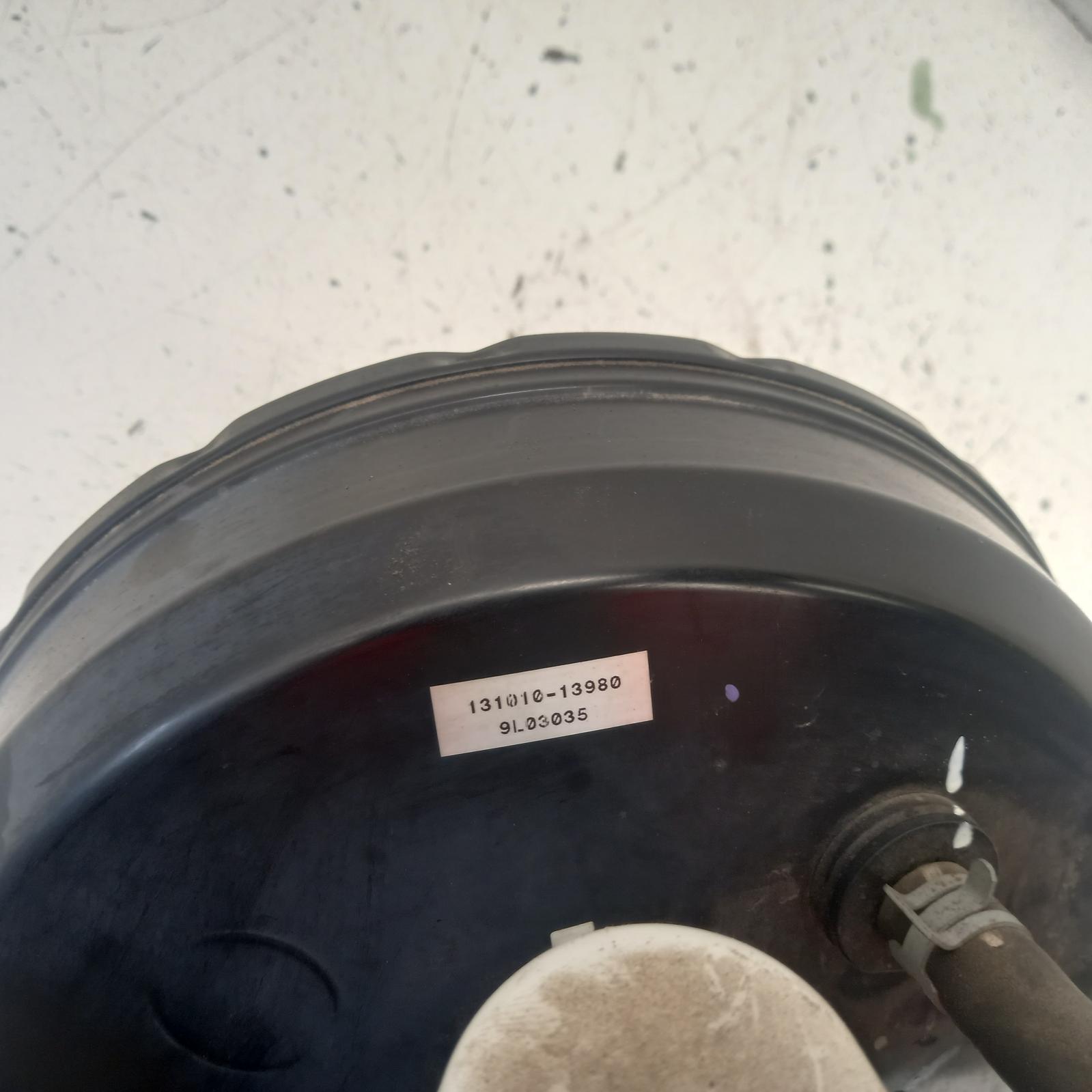 View Auto part Brake Booster Toyota Hilux 2009