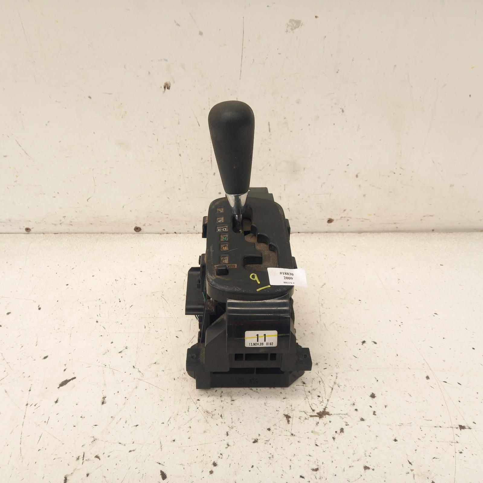 View Auto part Gear Stick/Shifter Toyota Hilux 2009