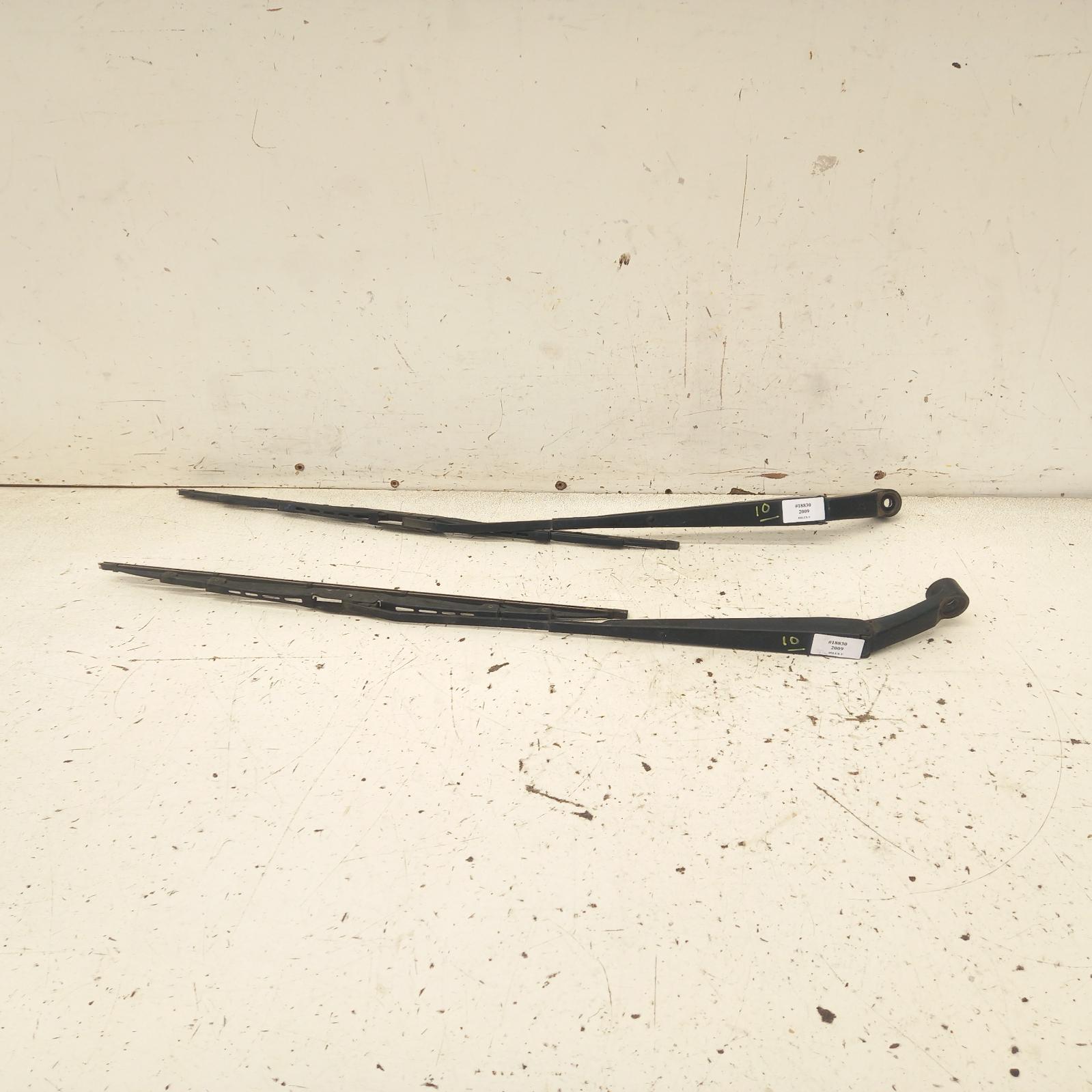 View Auto part Wiper Arm Toyota Hilux 2009