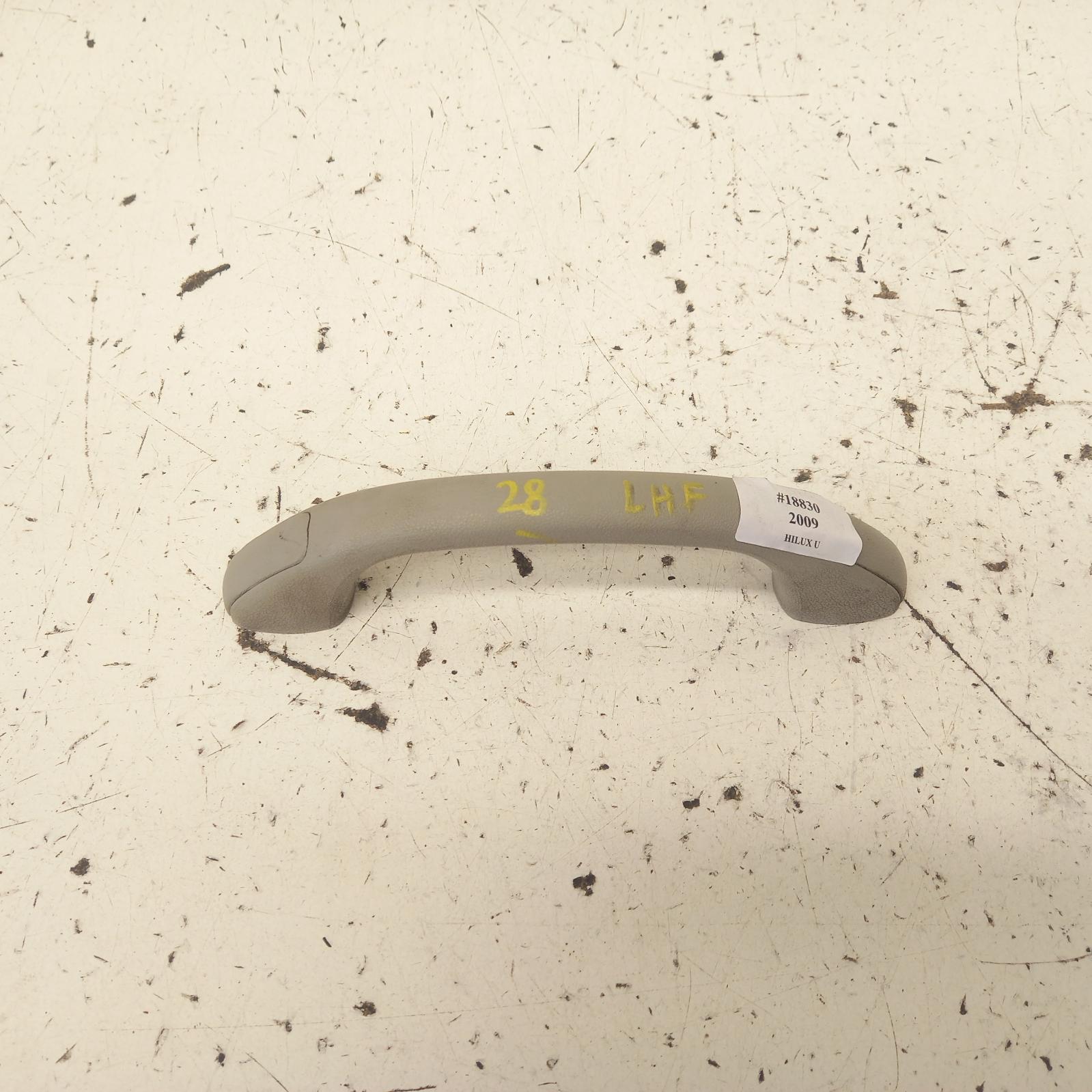 View Auto part Grab Handle Toyota Hilux 2009