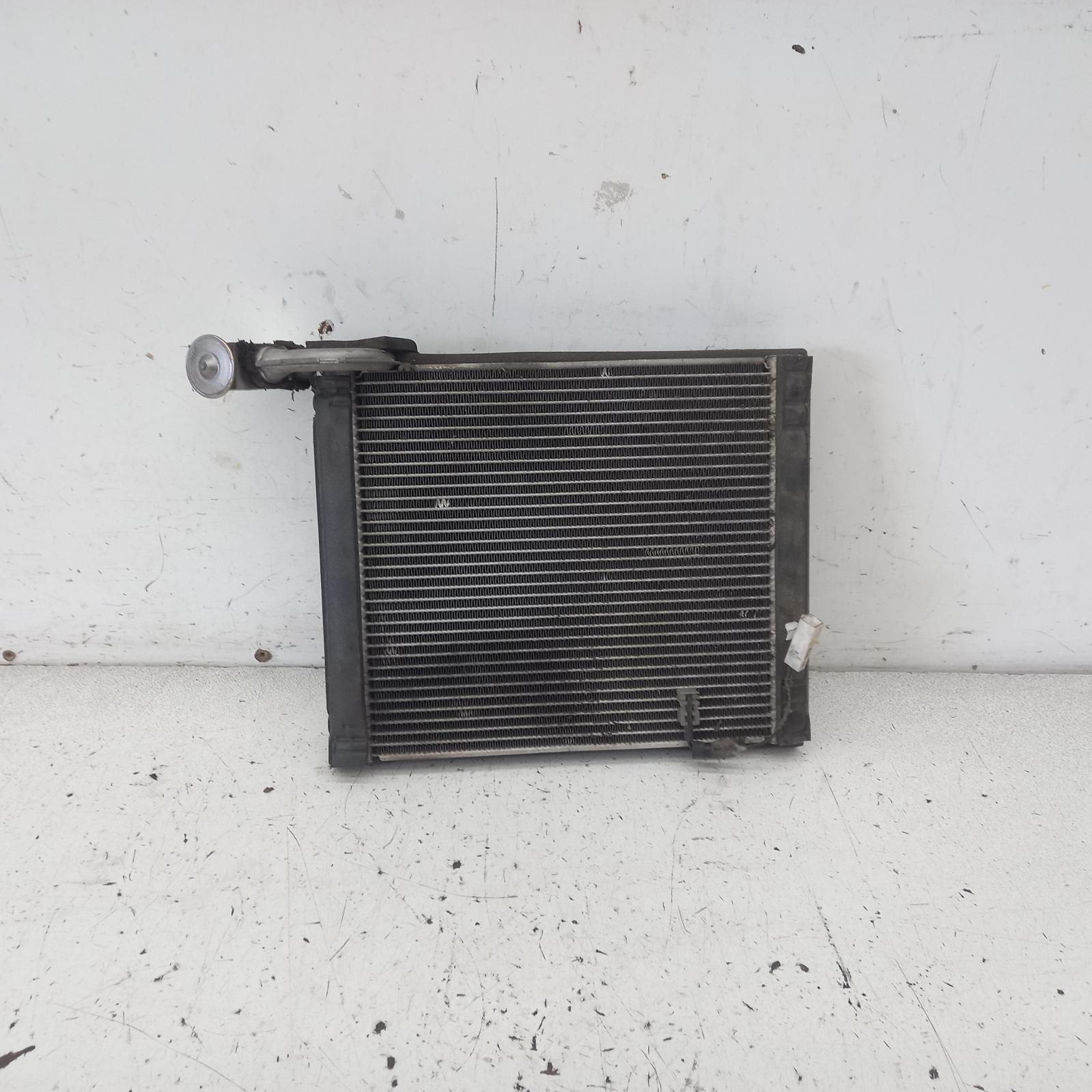 2006 Toyota Hiace A/C Evaporator View Auto part A/C Evaporator Toyota Hiace 2006
