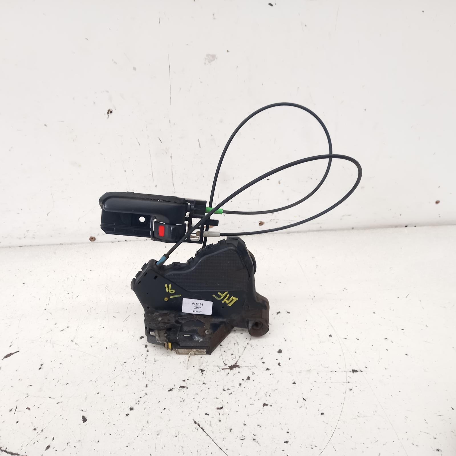 2006 Toyota Hiace Door/Boot/Gate Lock View Auto part Door/Boot/Gate Lock Toyota Hiace 2006