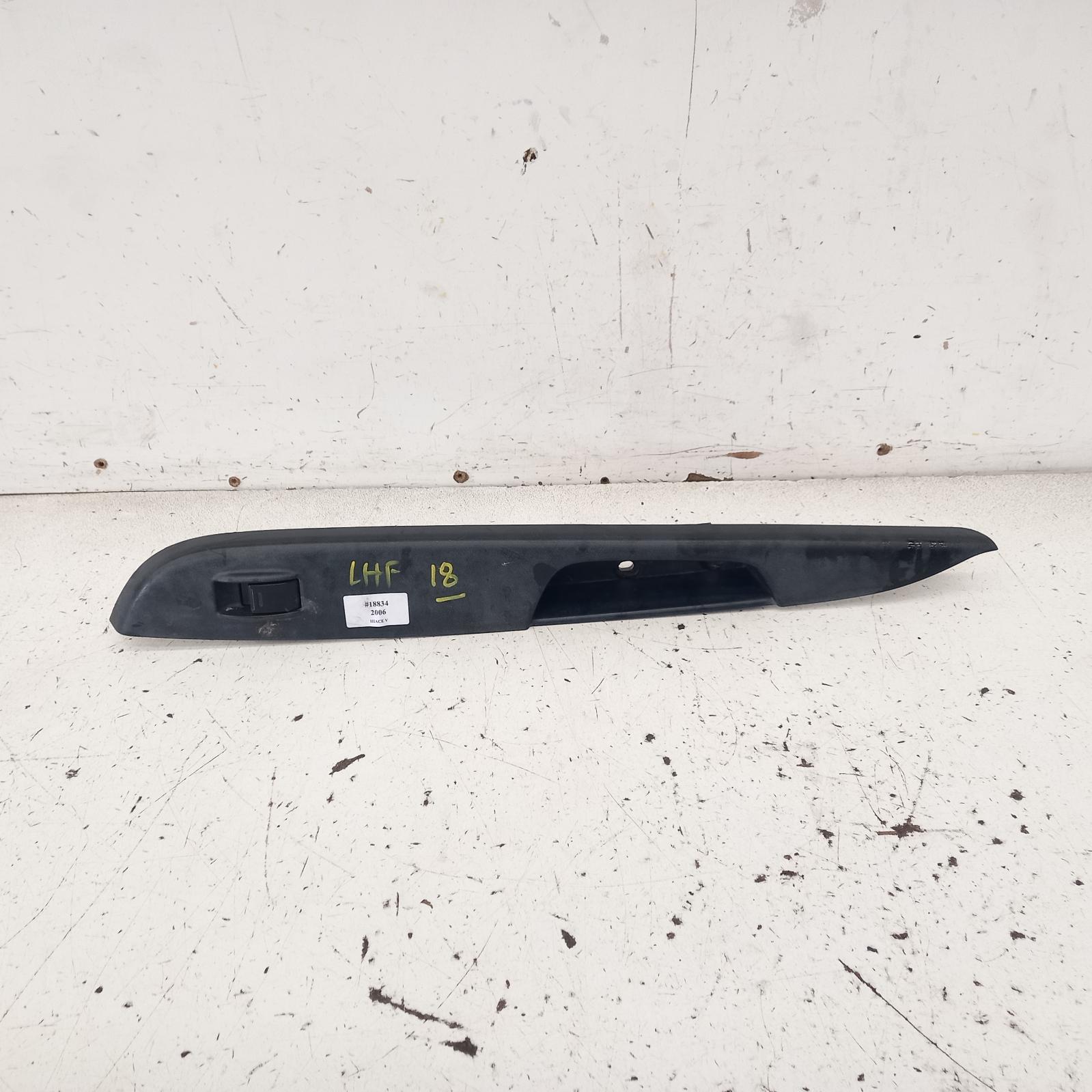 2006 Toyota Hiace Pwr Dr Wind Switch View Auto part Pwr Dr Wind Switch Toyota Hiace 2006