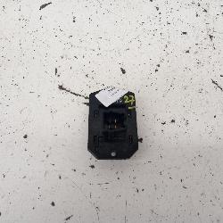 View Auto part Fan Speed Resistor Toyota Hiace 2006