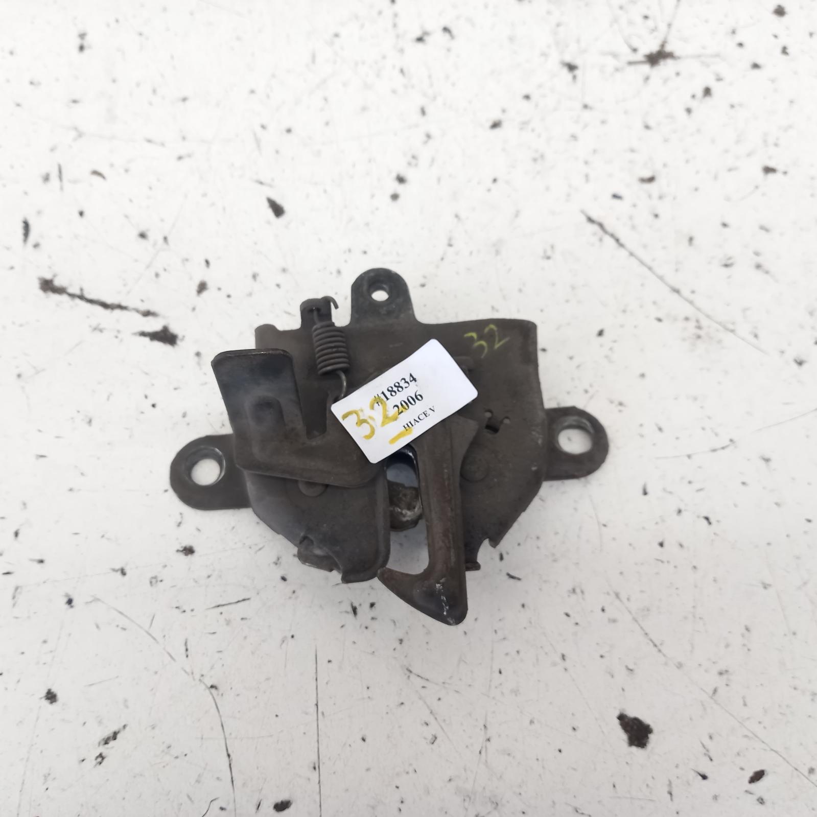 2006 Toyota Hiace Bonnet Lock/Support View Auto part Bonnet Lock/Support Toyota Hiace 2006