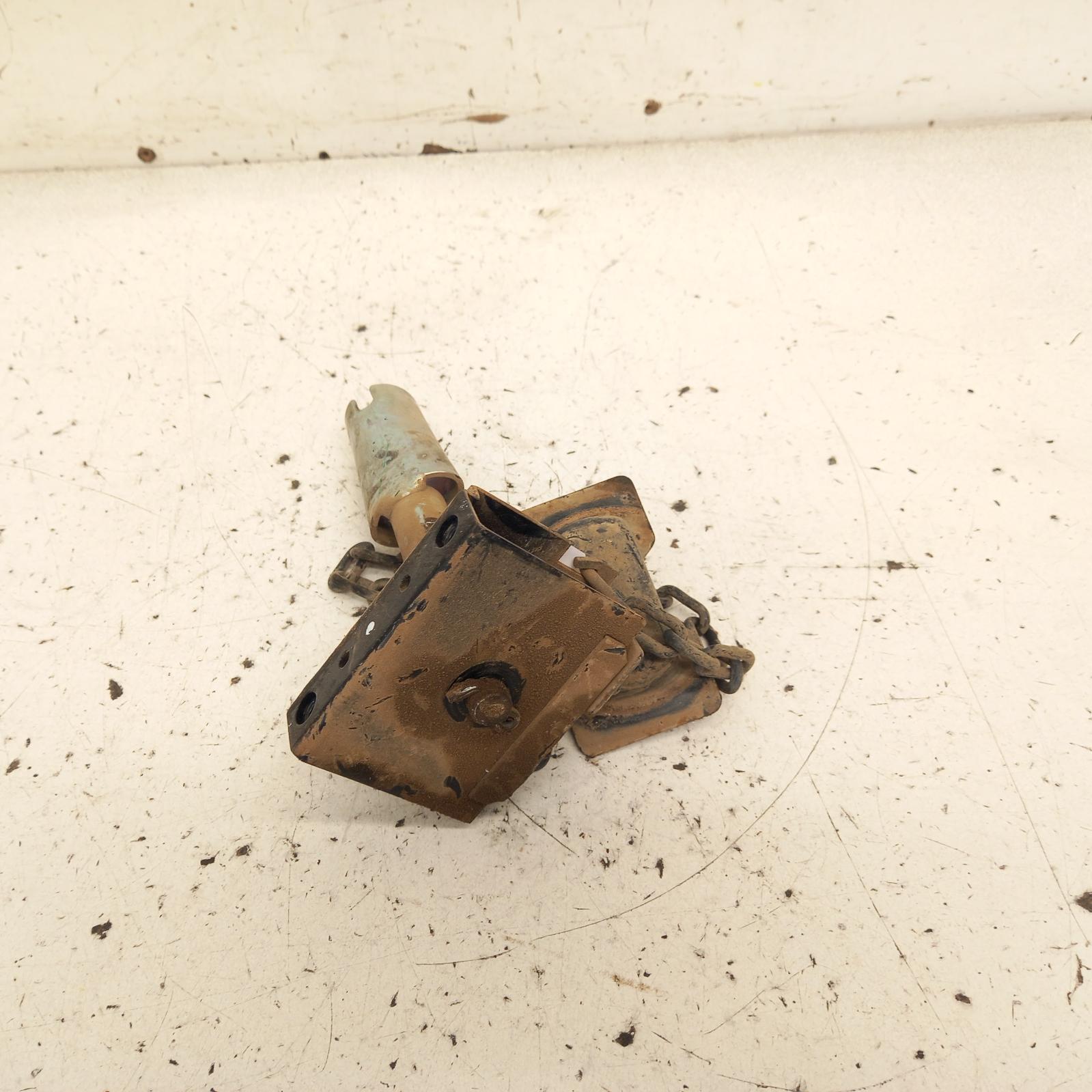 View Auto part Spare Wheel Winch Mitsubishi Triton 2015