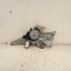 View Auto part Right Rear Wnd Reg/Motor Mitsubishi Triton 2015