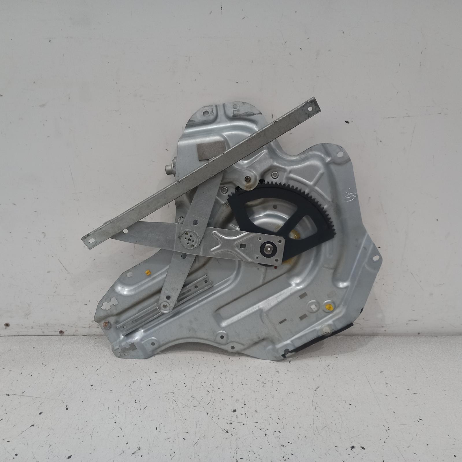 View Auto part Left Rear Wnd Reg/Motor Hyundai Elantra 2005