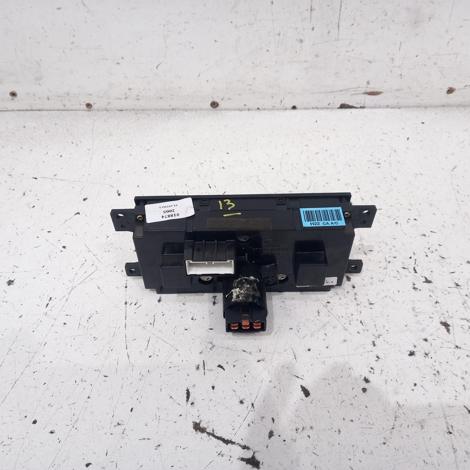 View Auto part Heater/Ac Controls Hyundai Elantra 2005