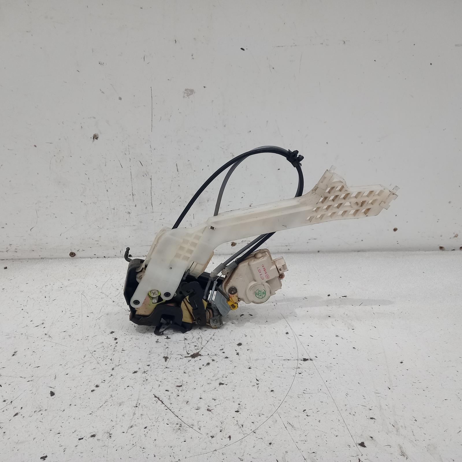 View Auto part Door/Boot/Gate Lock Hyundai Elantra 2005