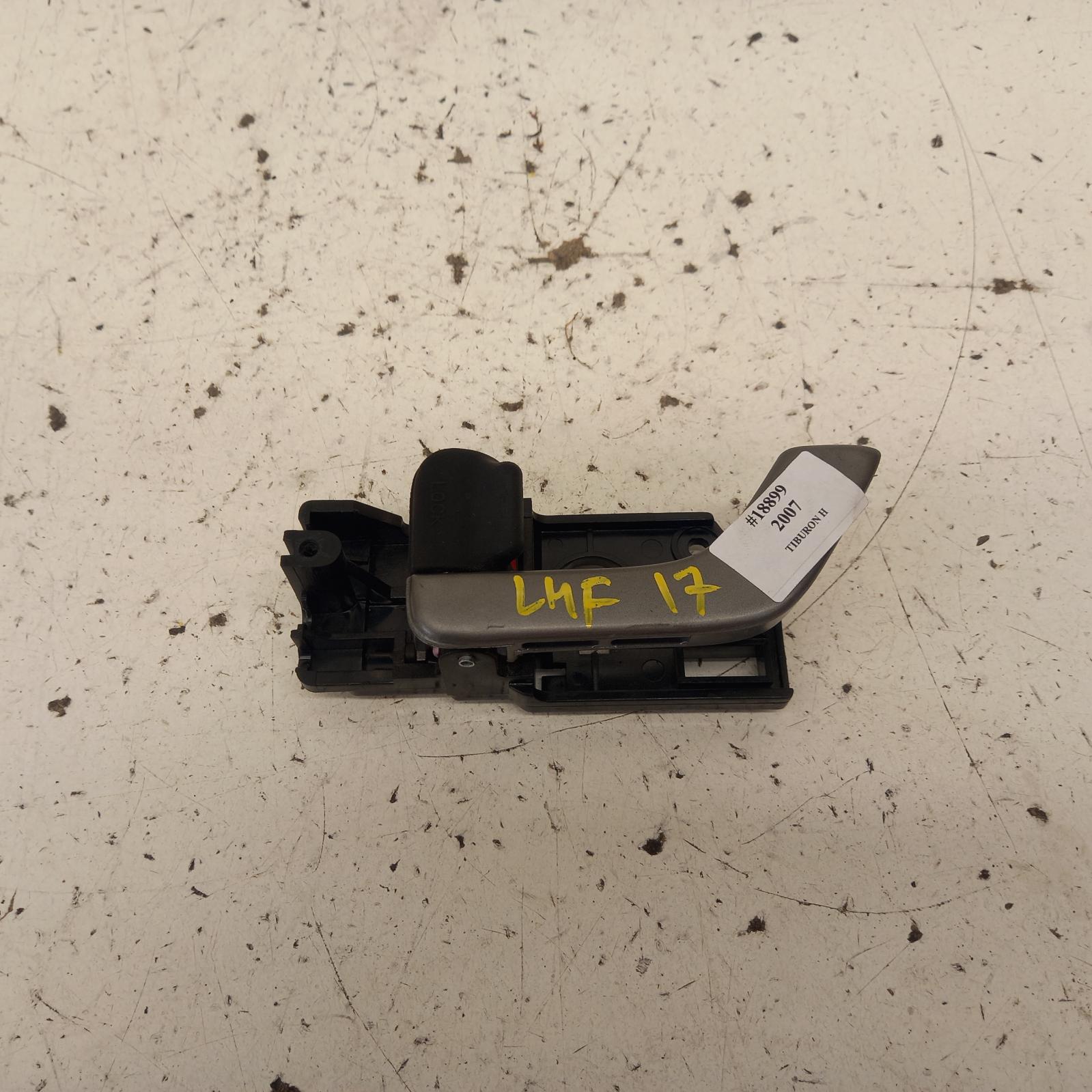 View Auto part Door Handle Hyundai Tiburon 2007