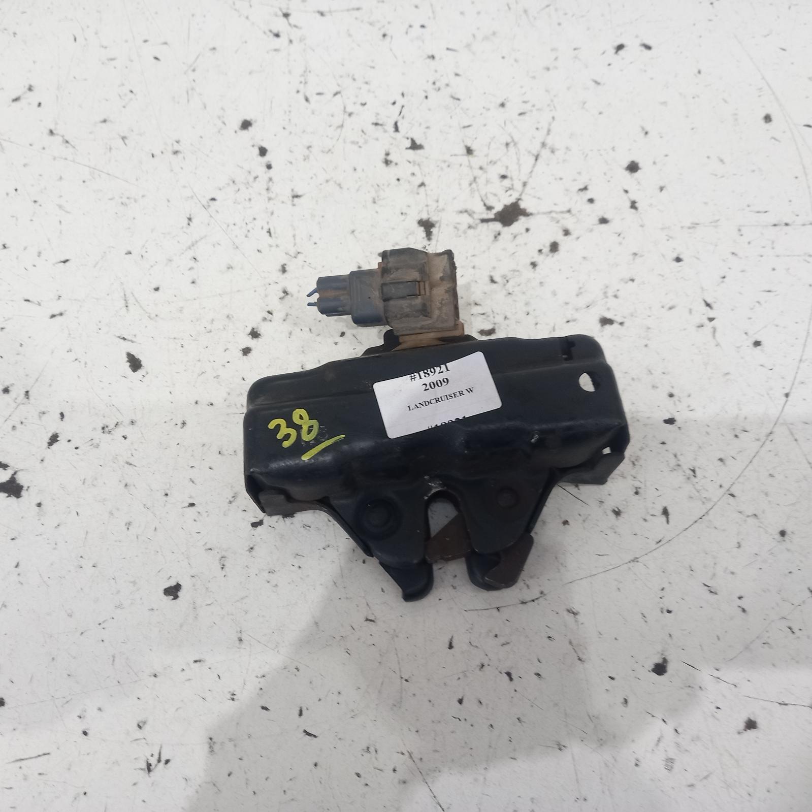 View Auto part Bonnet Lock/Support Toyota Landcruiser 2009