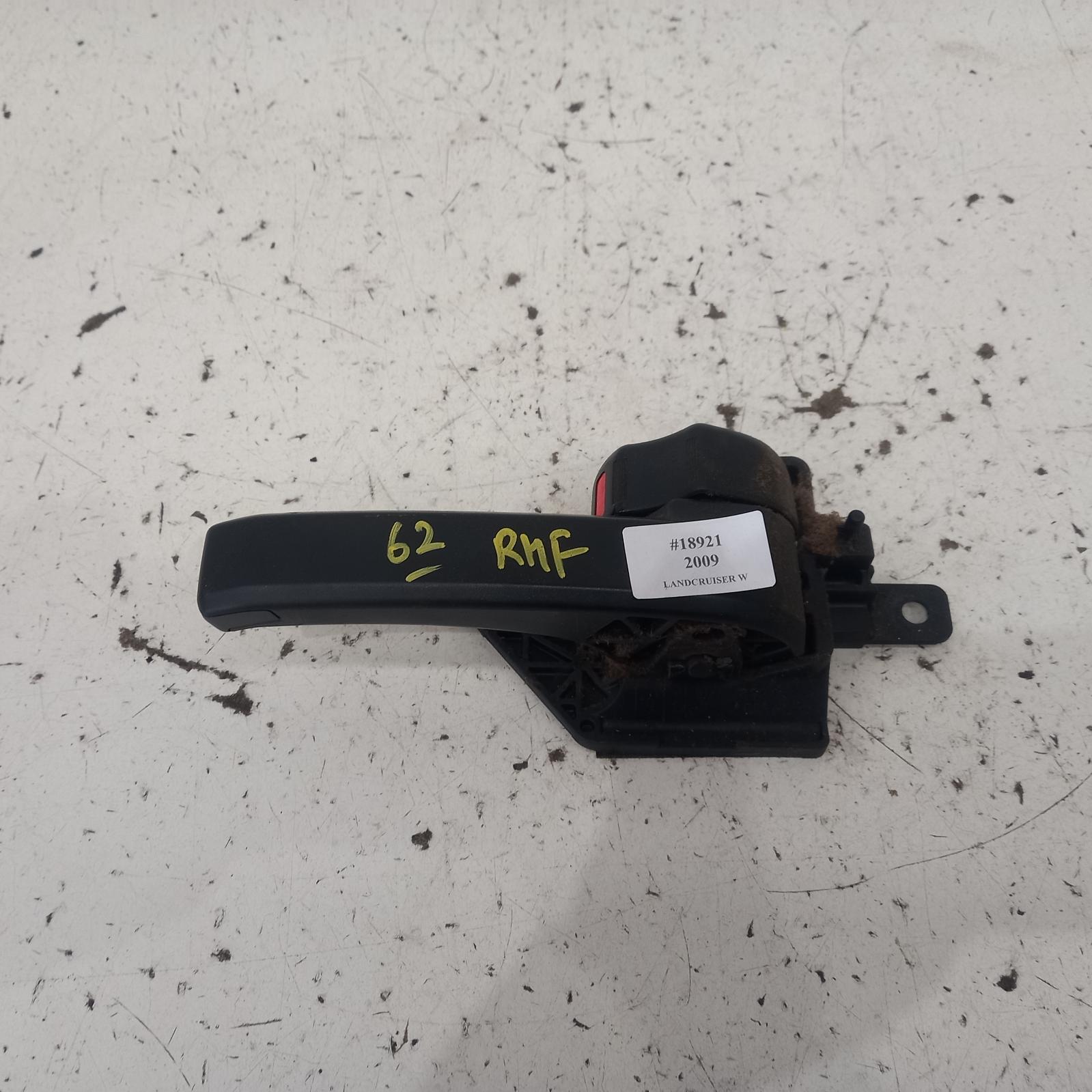 View Auto part Door Handle Toyota Landcruiser 2009