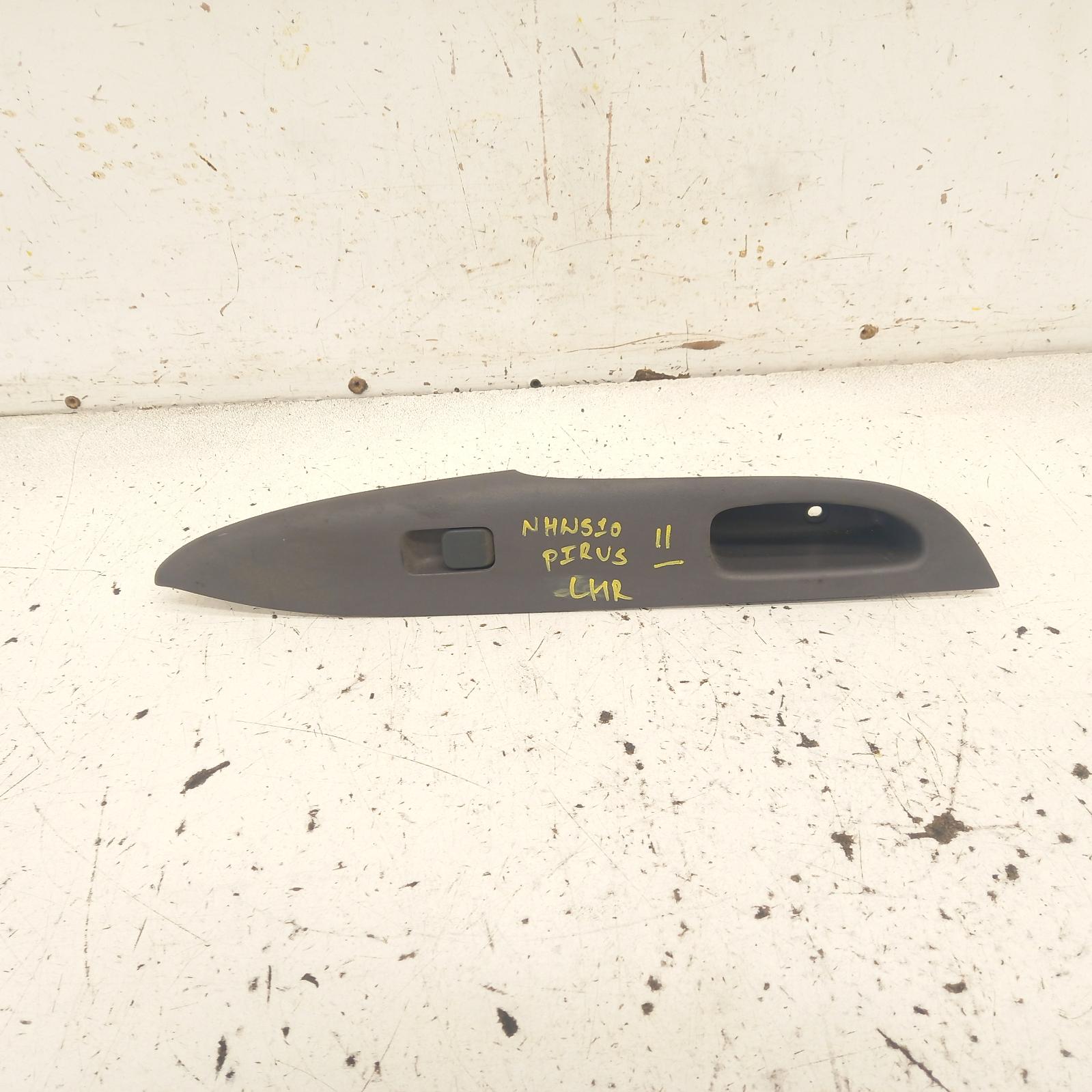 View Auto part Pwr Dr Wind Switch Toyota Prius 2002