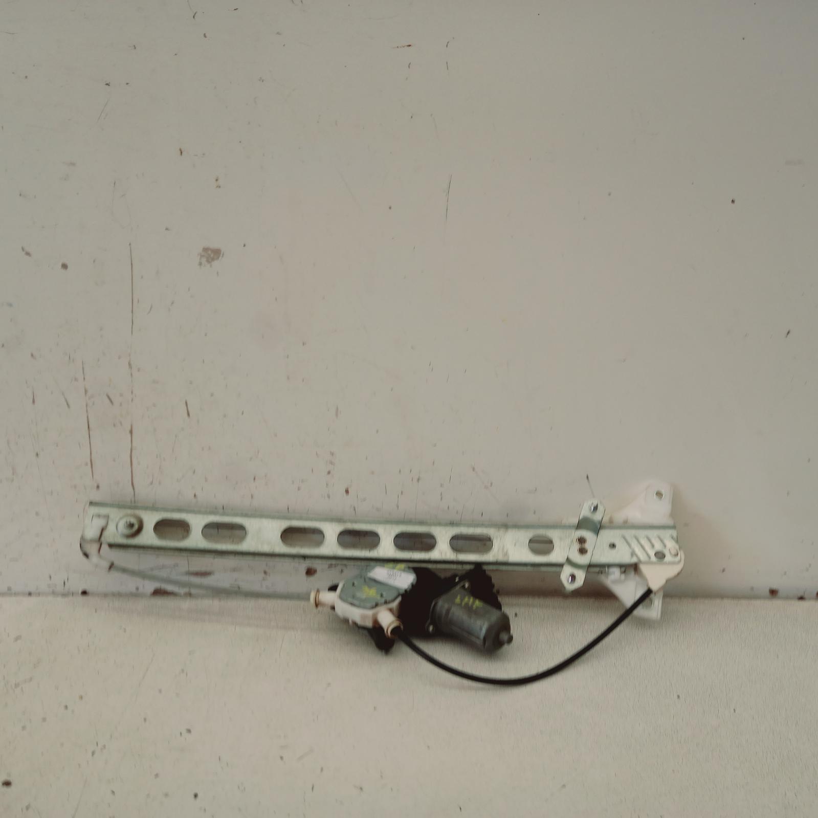View Auto part Left Front Window Reg/Motor Suzuki Swift 2016
