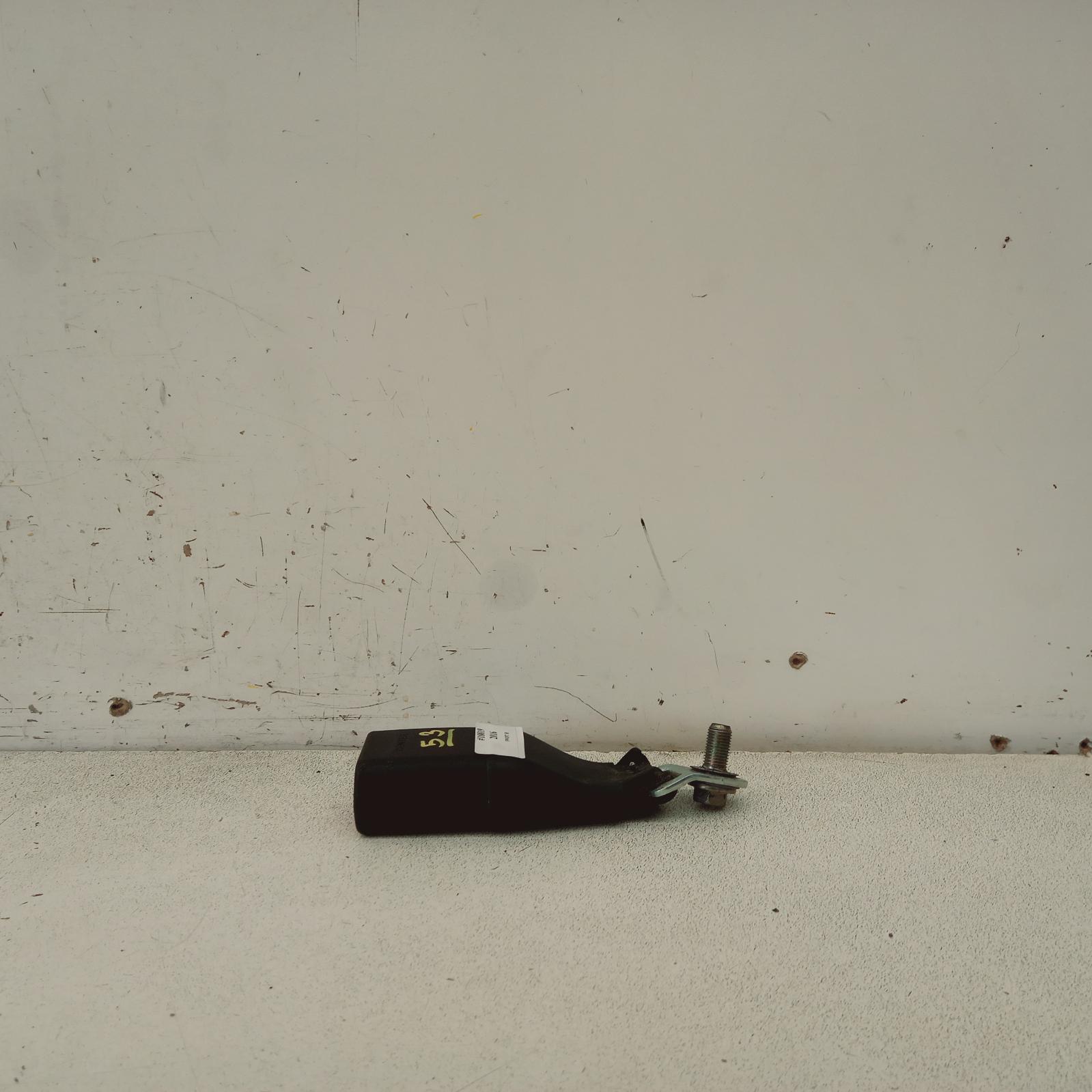 View Auto part Seatbelt/Stalk Suzuki Swift 2016