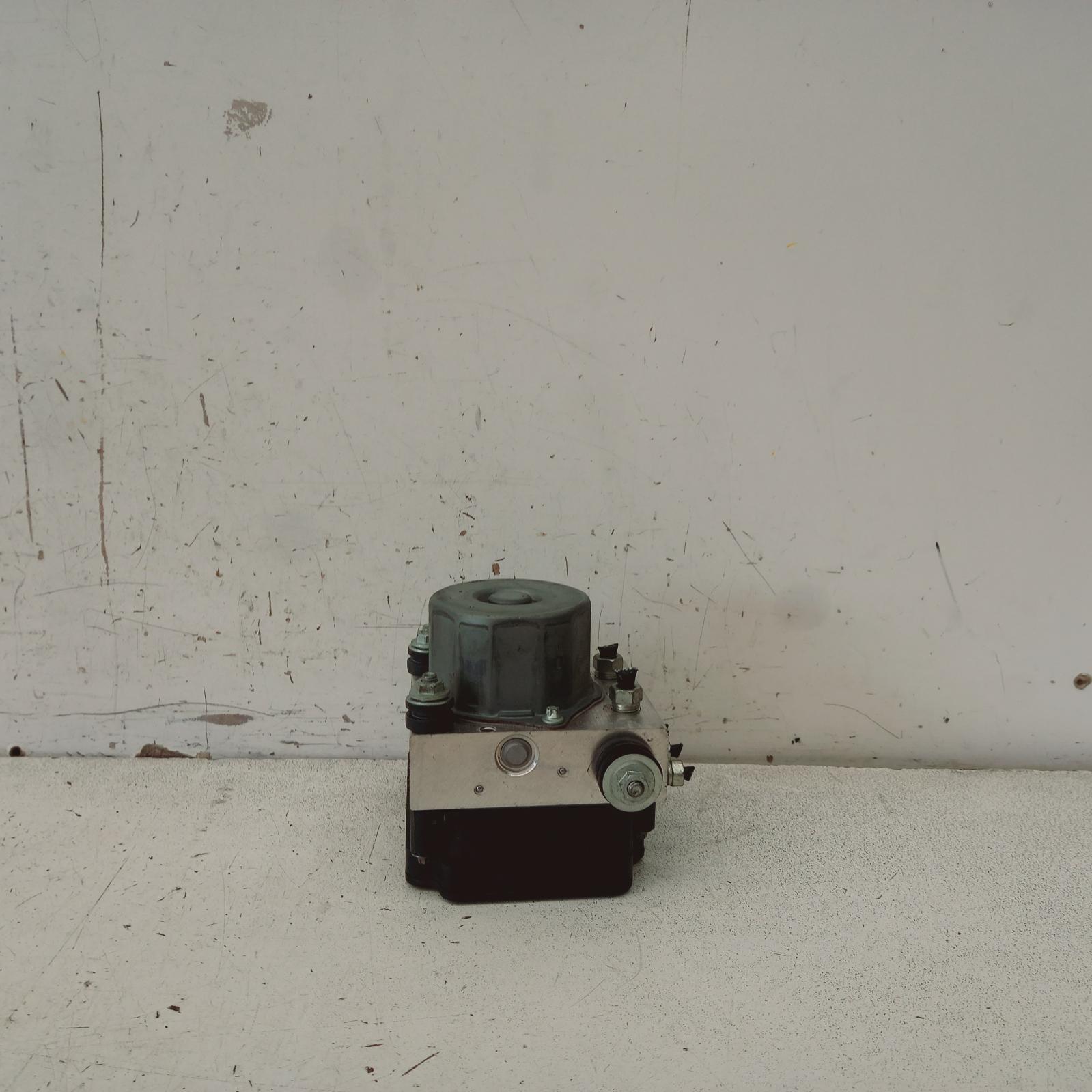 2016 Suzuki Swift Abs Pump/Modulator View Auto part Abs Pump/Modulator Suzuki Swift 2016
