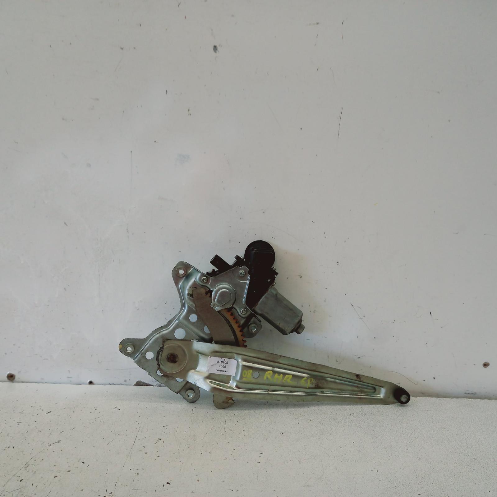 View Auto part Right Rear Wnd Reg/Motor Toyota Corolla 2005