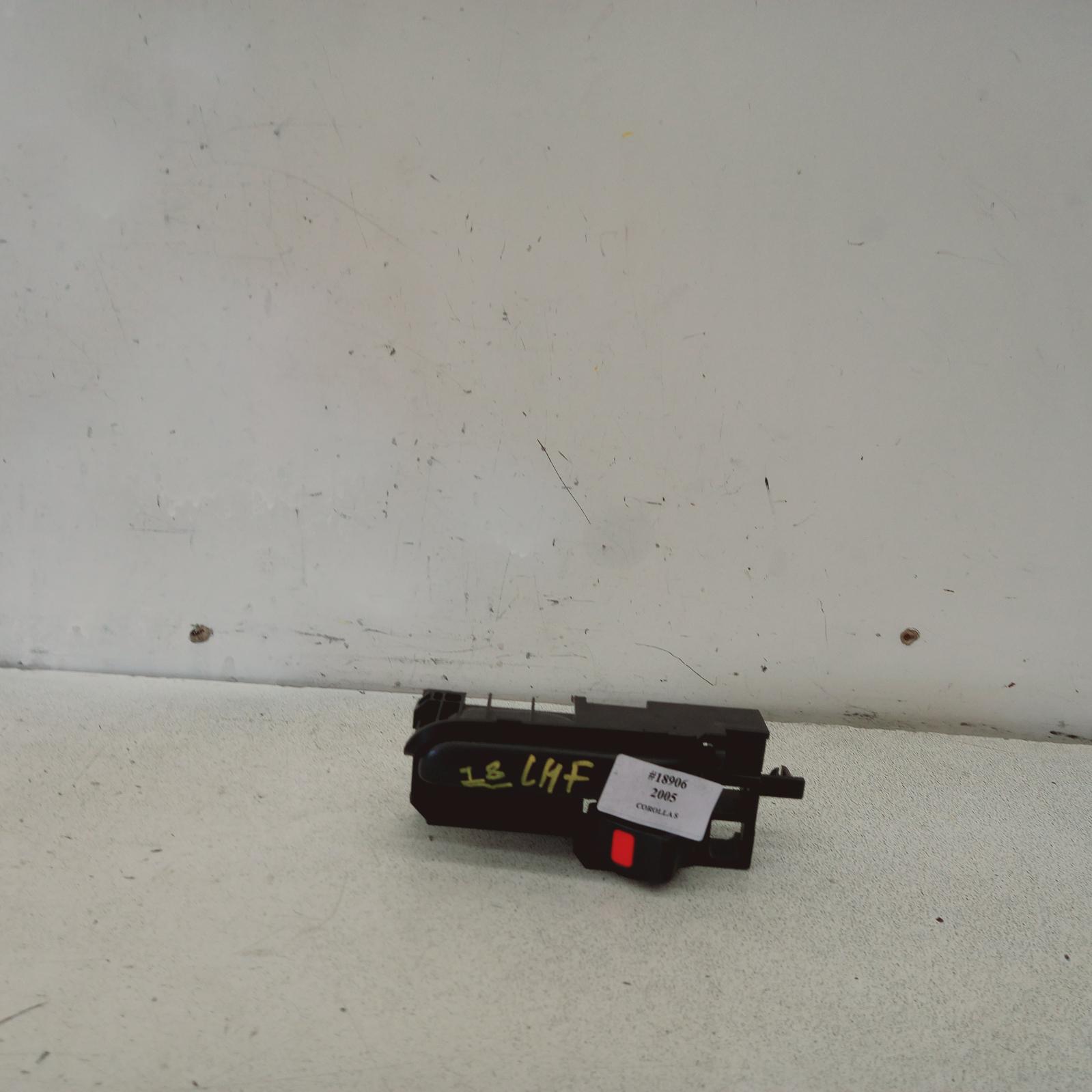 View Auto part Door Handle Toyota Corolla 2005
