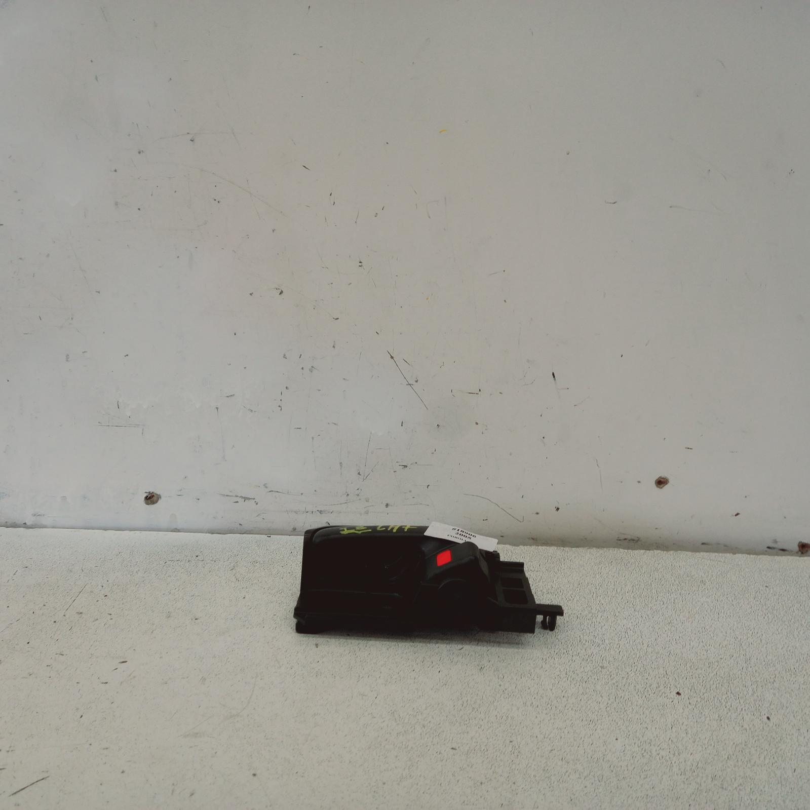 View Auto part Door Handle Toyota Corolla 2005