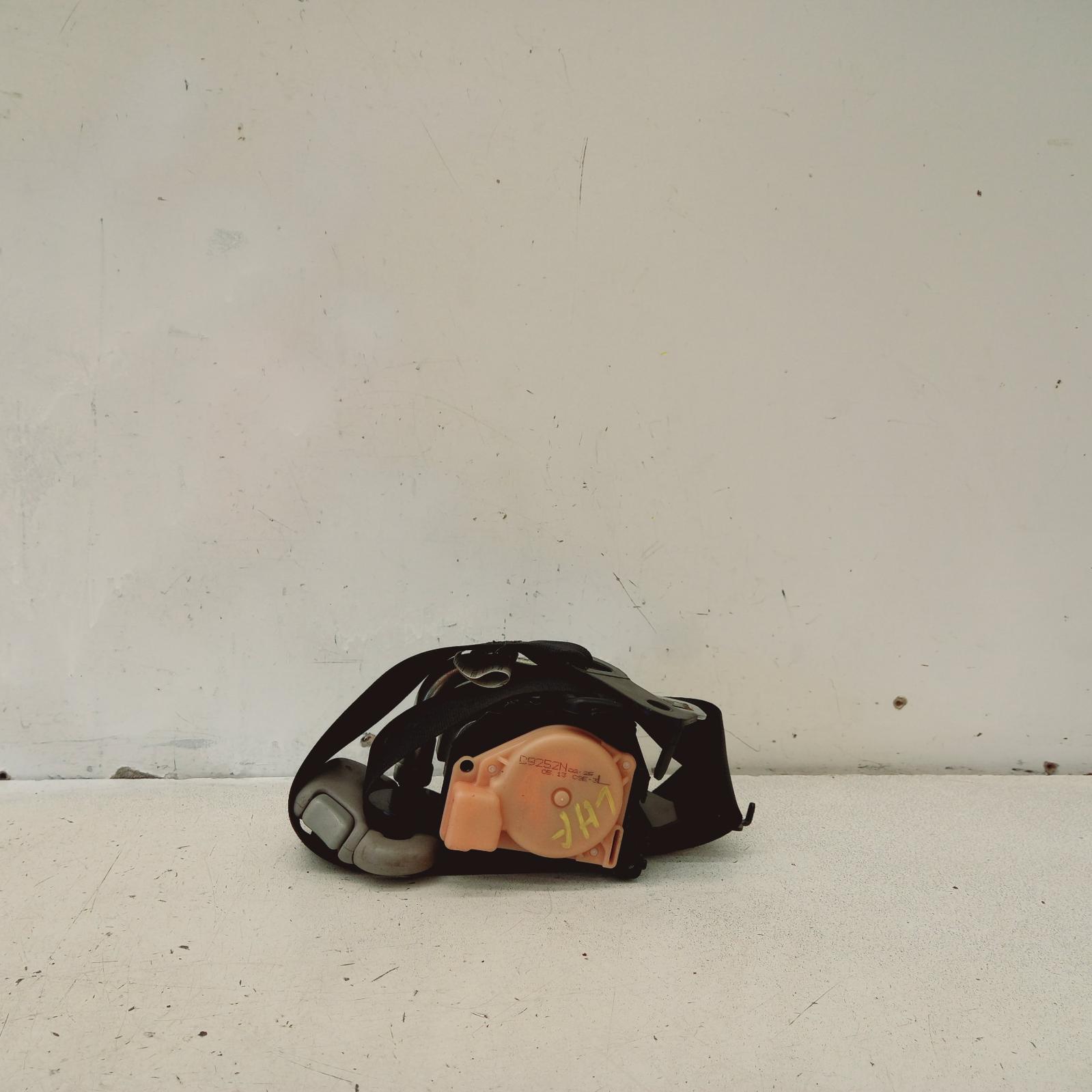 View Auto part Seatbelt/Stalk Subaru Impreza 2005
