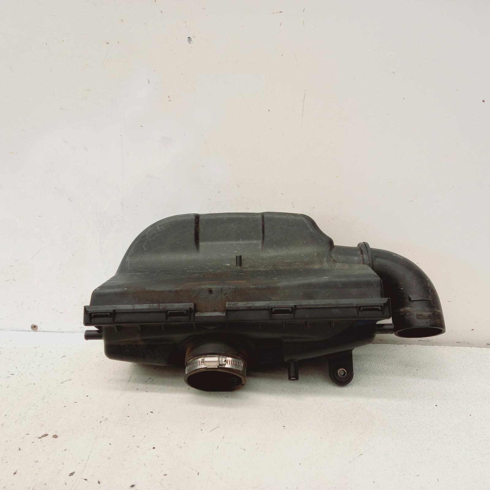 2005 Subaru Impreza Air Cleaner/Box View Auto part Air Cleaner/Box Subaru Impreza 2005