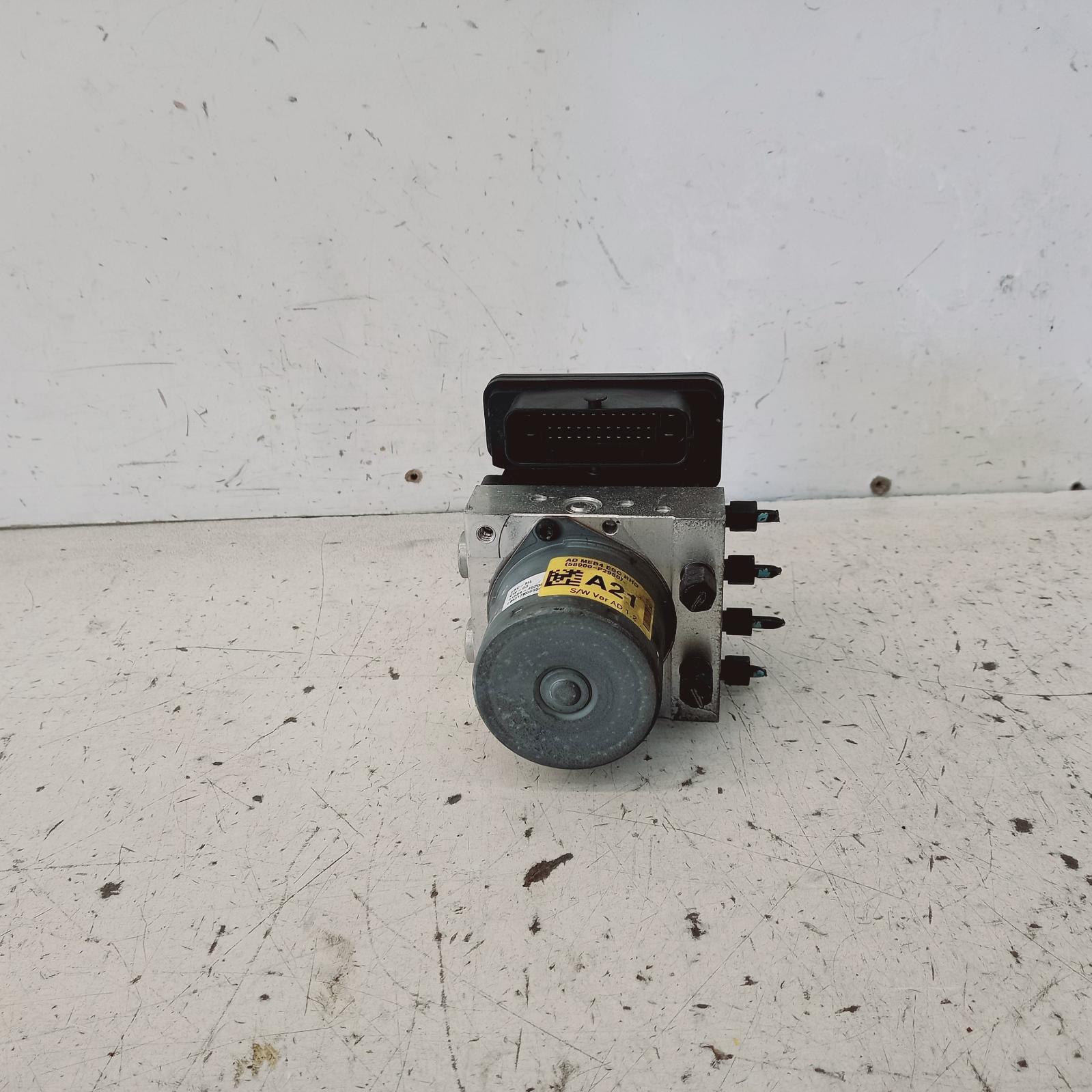View Auto part Abs Pump/Modulator Hyundai Elantra 2017